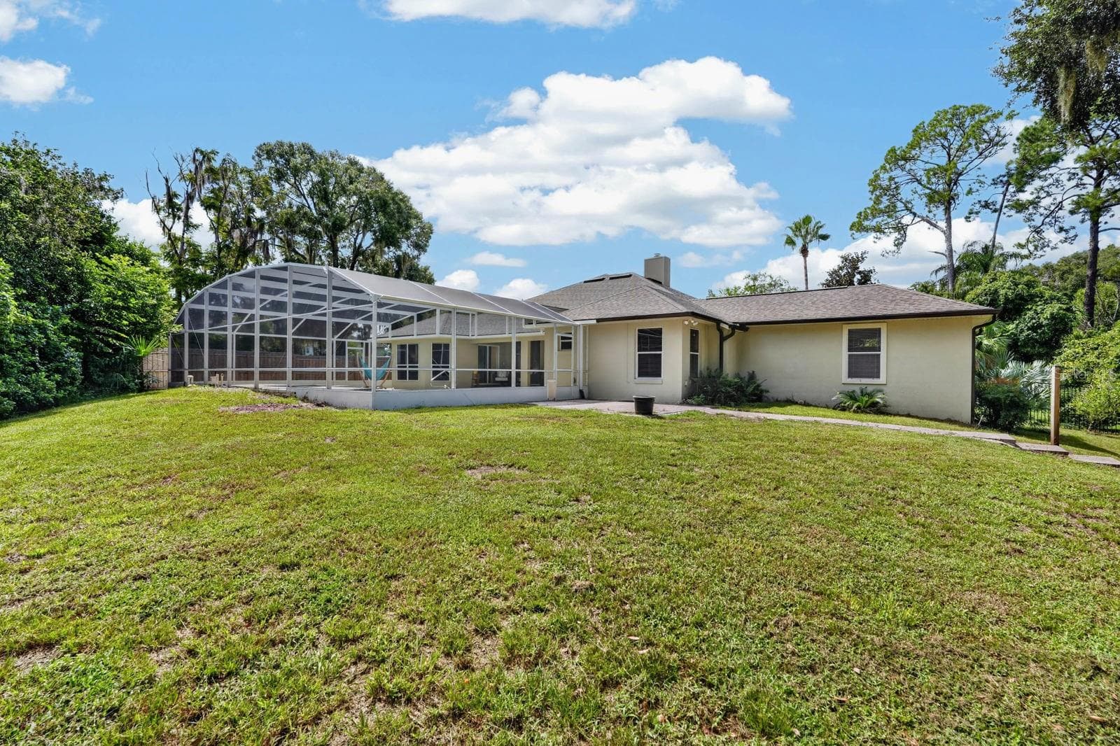Single Family Residence at 500 LAKE WINNEMISSETT DR, DELAND, photo 75 of 86