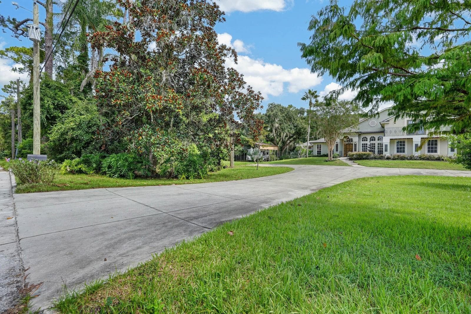 Single Family Residence at 500 LAKE WINNEMISSETT DR, DELAND, photo 84 of 86