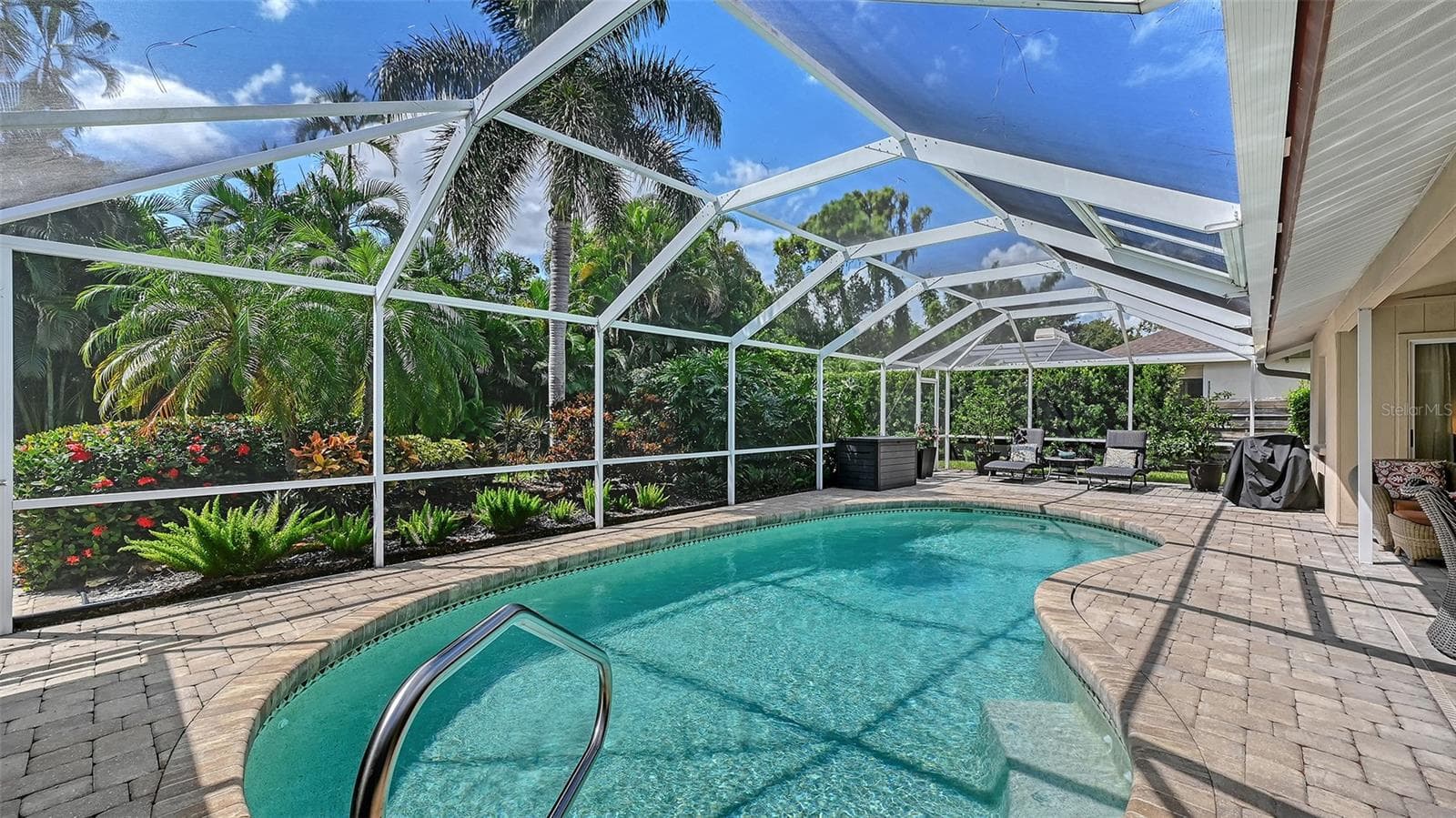 Single Family Residence at 5220 SUNNYDALE CIR S, SARASOTA, photo 35 of 53