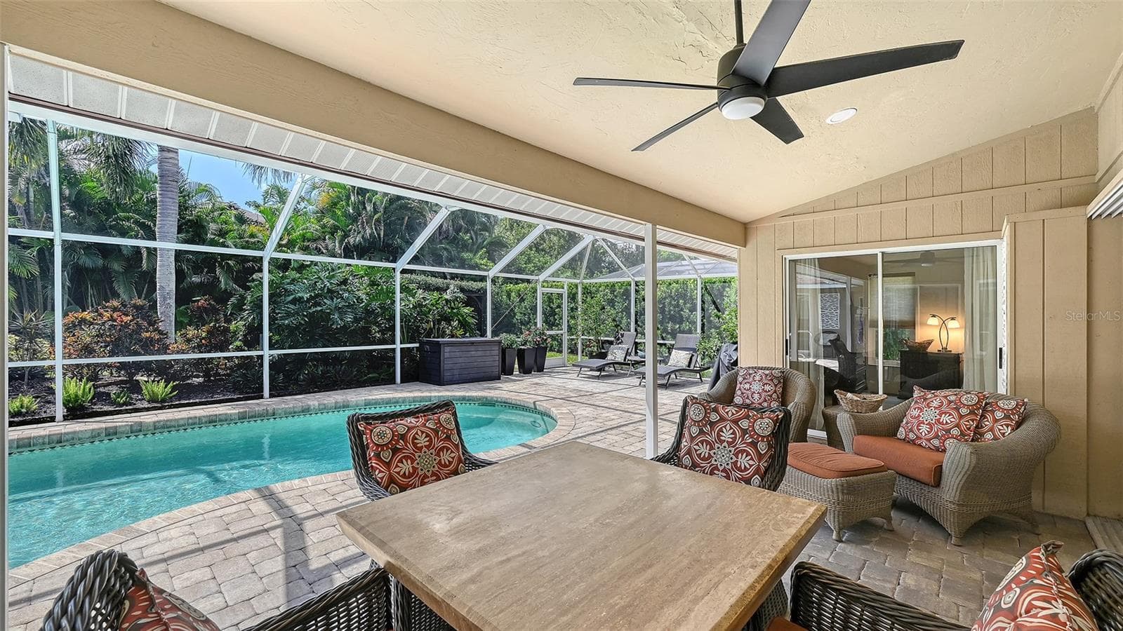 Single Family Residence at 5220 SUNNYDALE CIR S, SARASOTA, photo 37 of 53