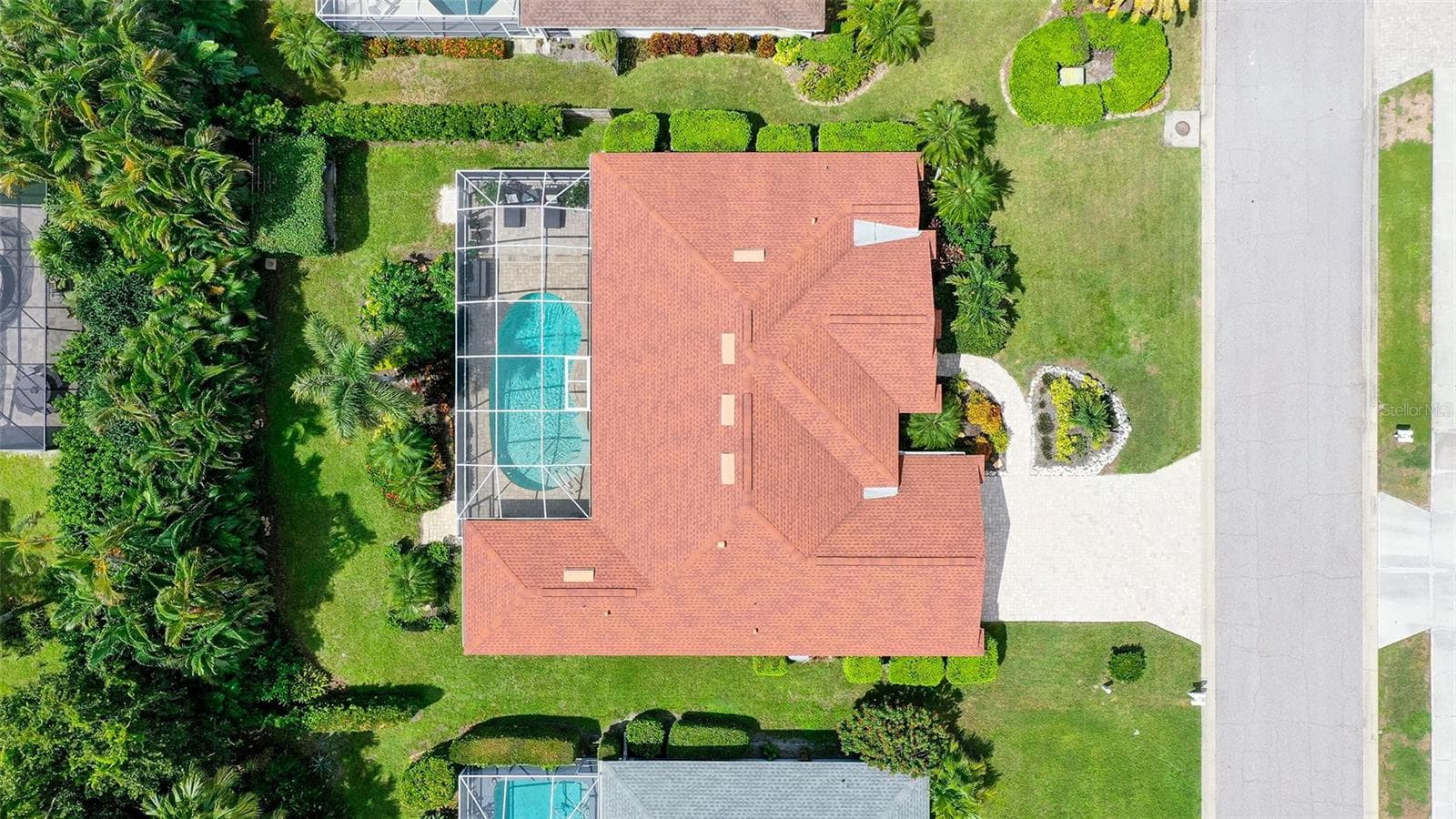 Single Family Residence at 5220 SUNNYDALE CIR S, SARASOTA, photo 47 of 53