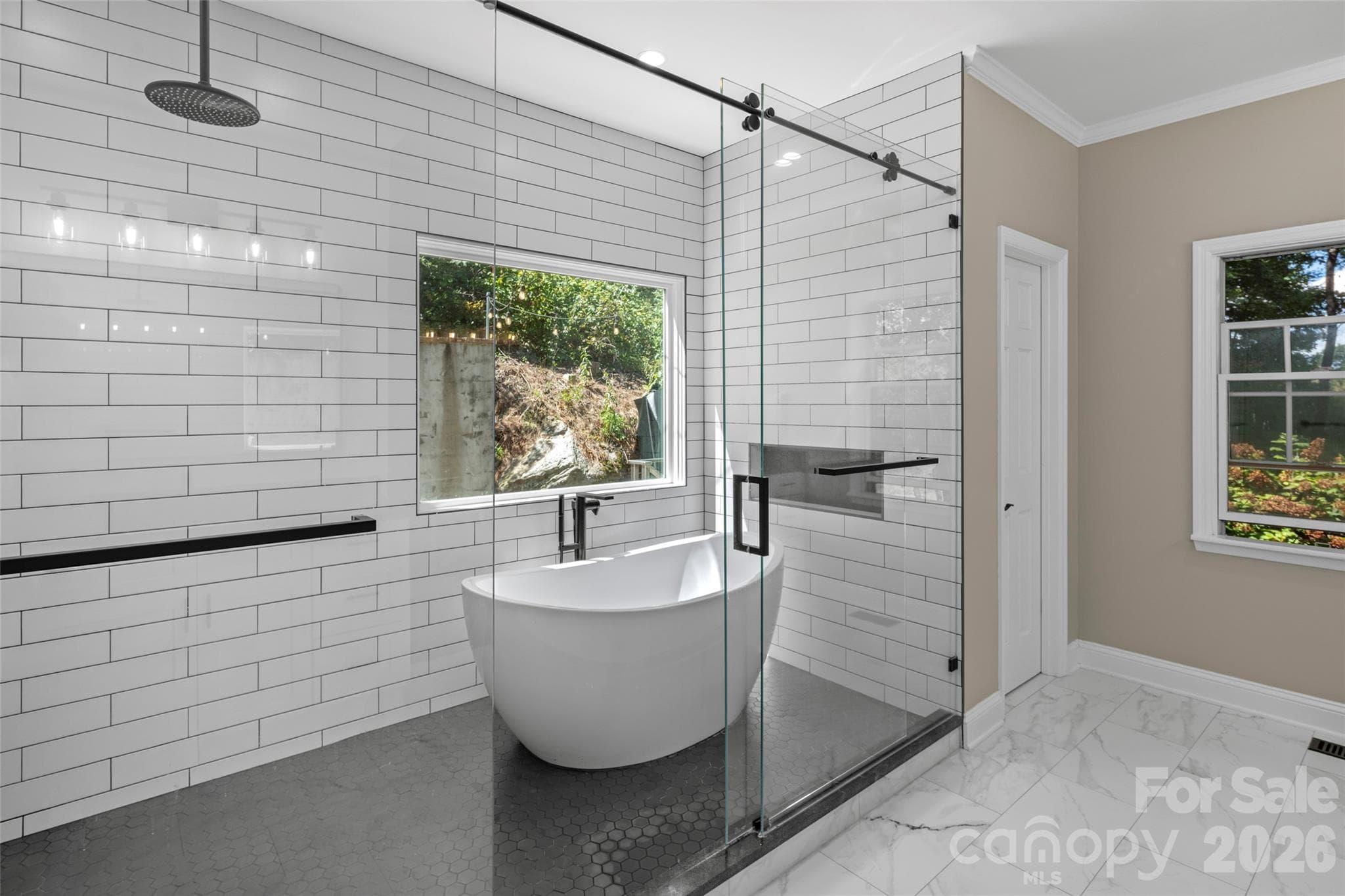 Custom shower and tub - 349 View Rock Lane, Hendersonville