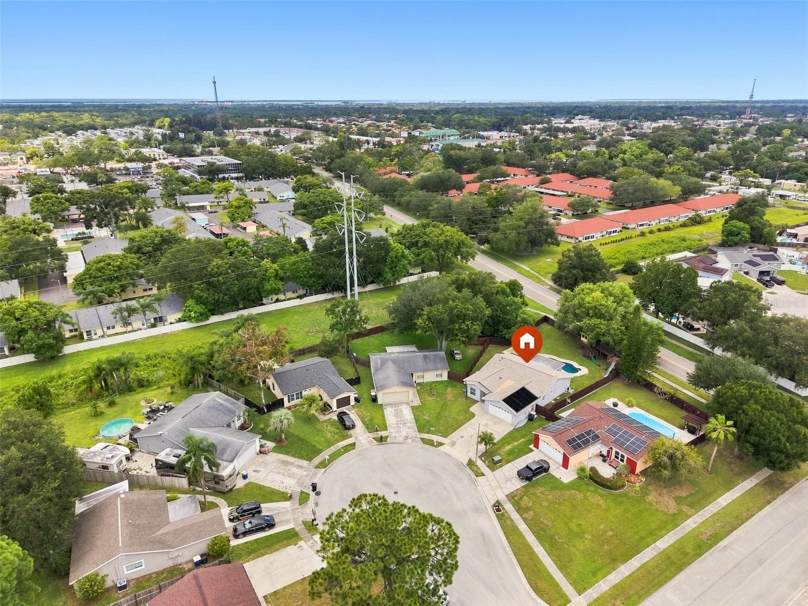 Single Family Residence at 2520 FAWN CT, CLEARWATER, photo 11 of 56