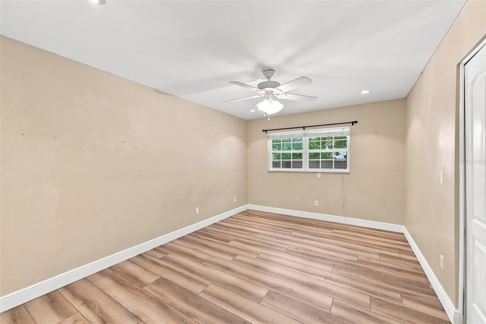 Single Family Residence at 2520 FAWN CT, CLEARWATER, photo 35 of 56