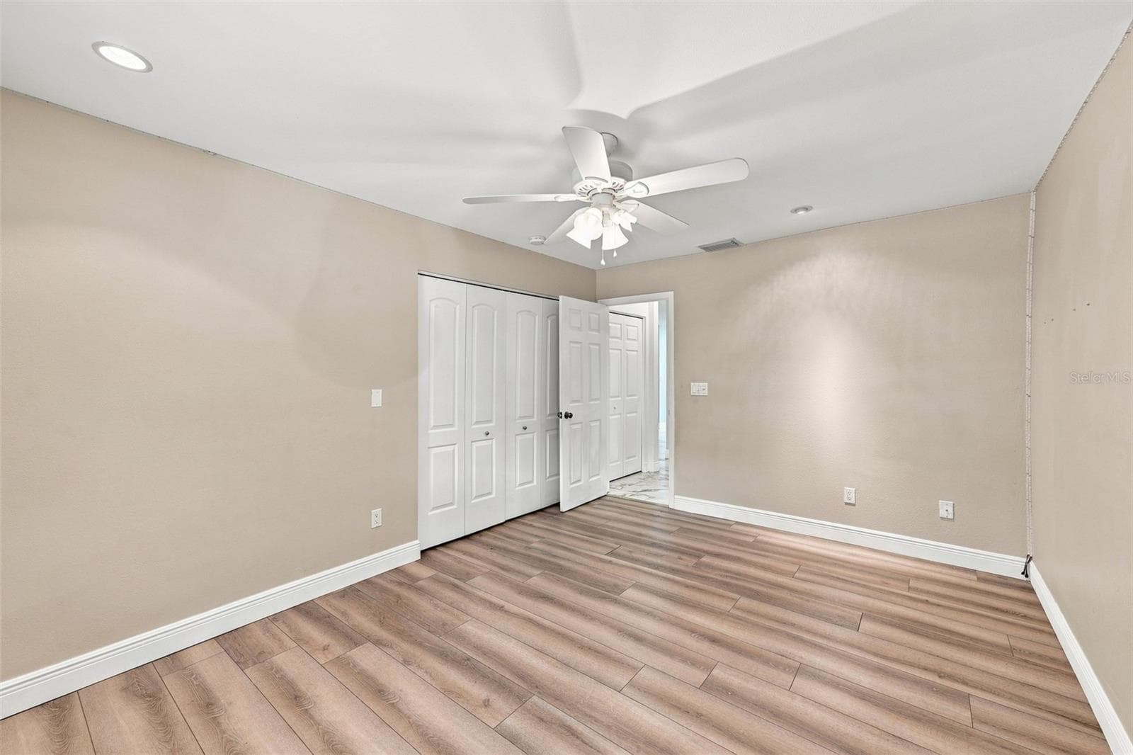 Single Family Residence at 2520 FAWN CT, CLEARWATER, photo 37 of 56