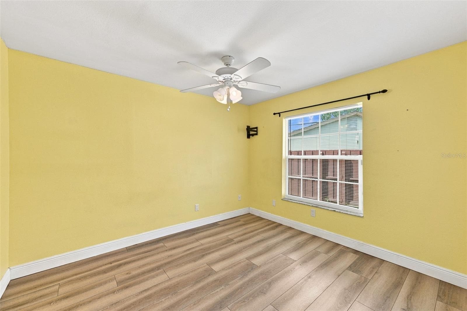 Single Family Residence at 2520 FAWN CT, CLEARWATER, photo 40 of 56