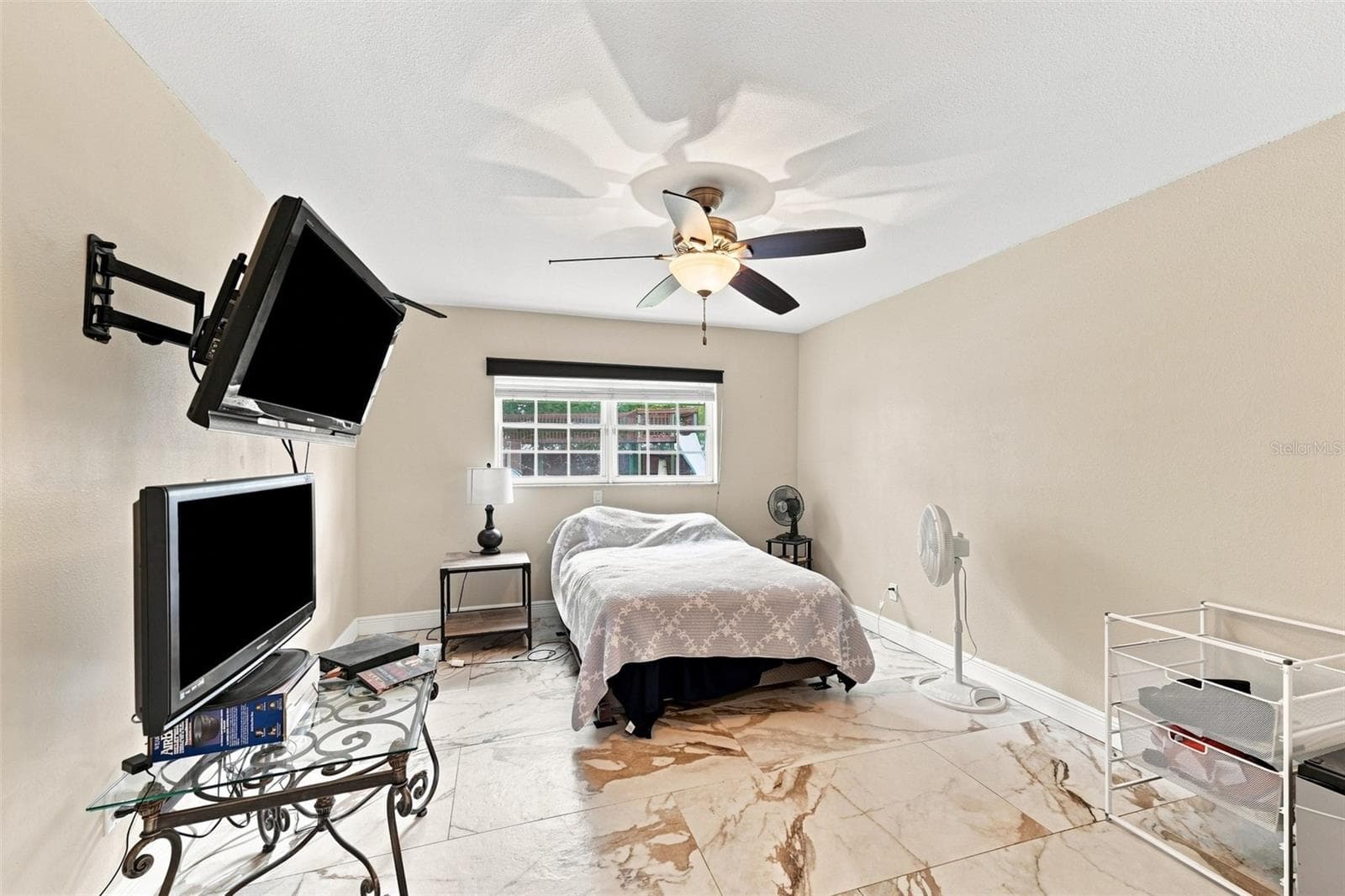 Single Family Residence at 2520 FAWN CT, CLEARWATER, photo 44 of 56