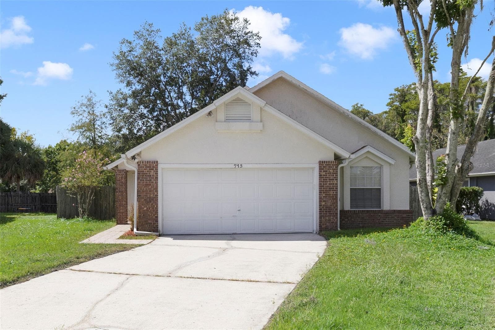 713 MEADOWSIDE CT