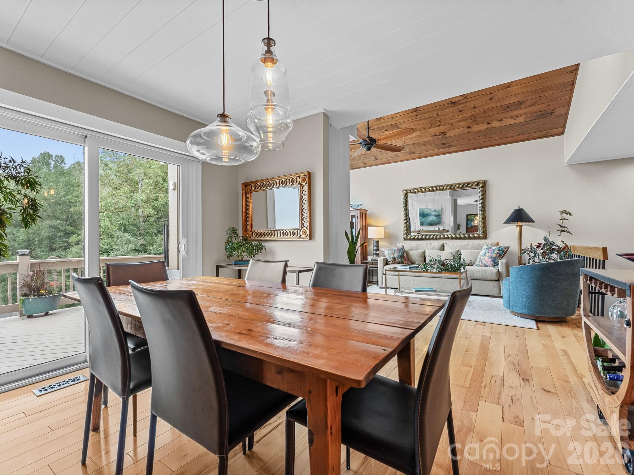 Condominium at 116 Country Ridge Road, Laurel Park, photo 12 of 45