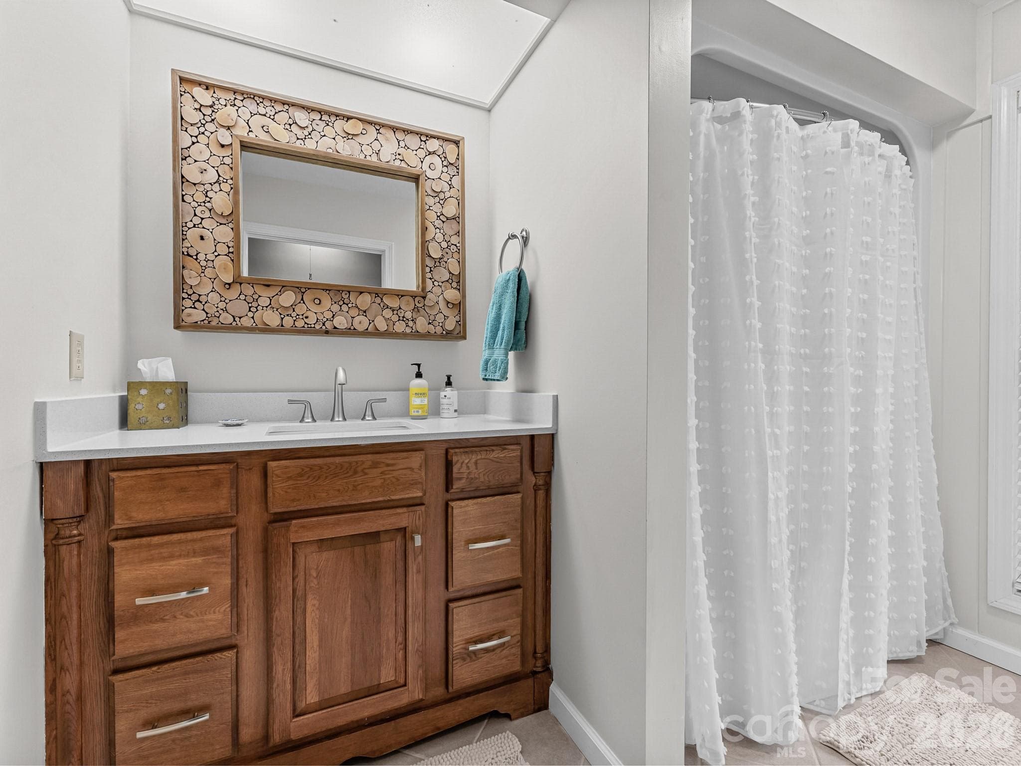 Condominium at 116 Country Ridge Road, Laurel Park, photo 29 of 45