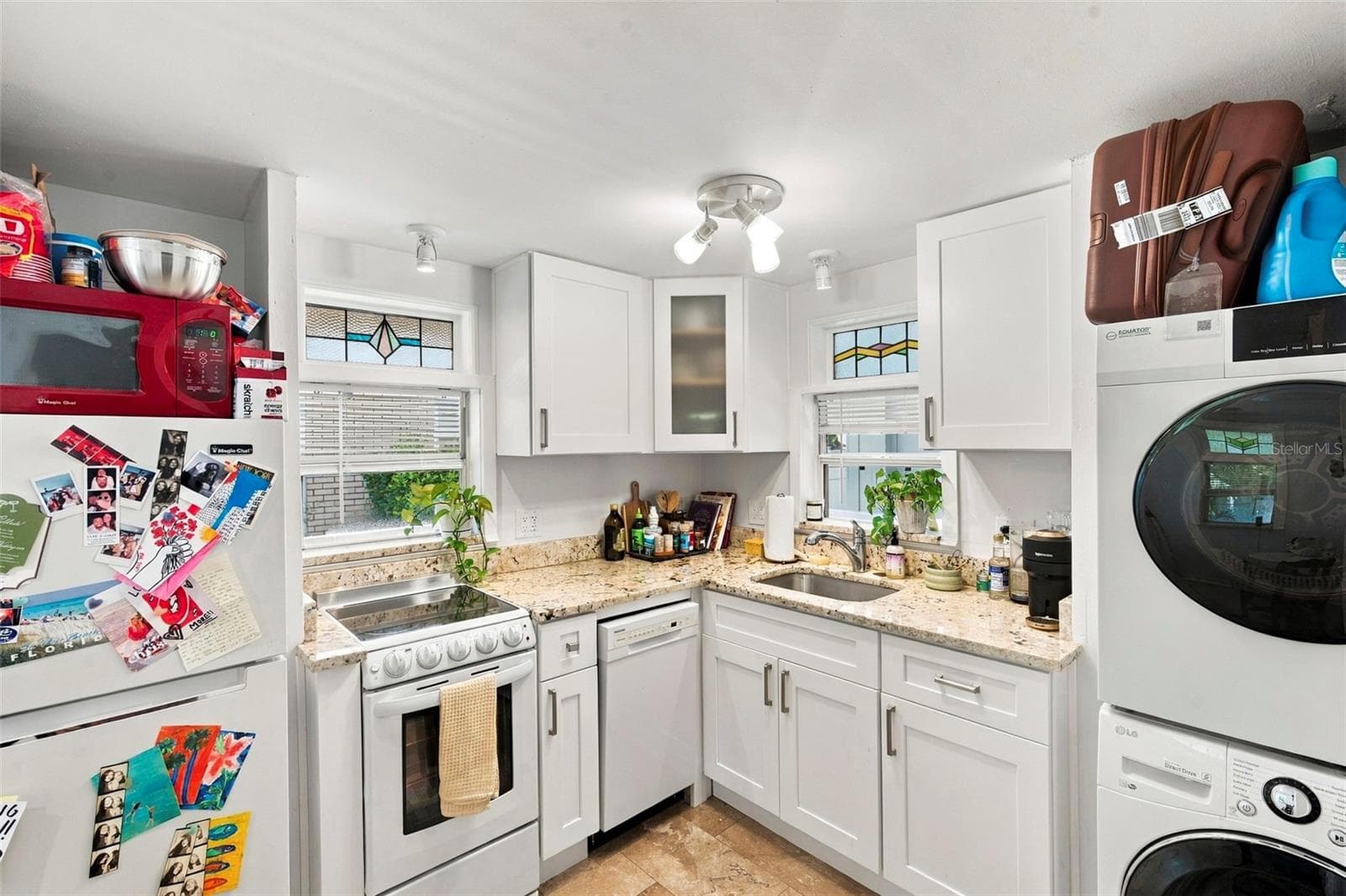 Triplex at 406 10TH AVE NE, ST PETERSBURG, photo 8 of 49