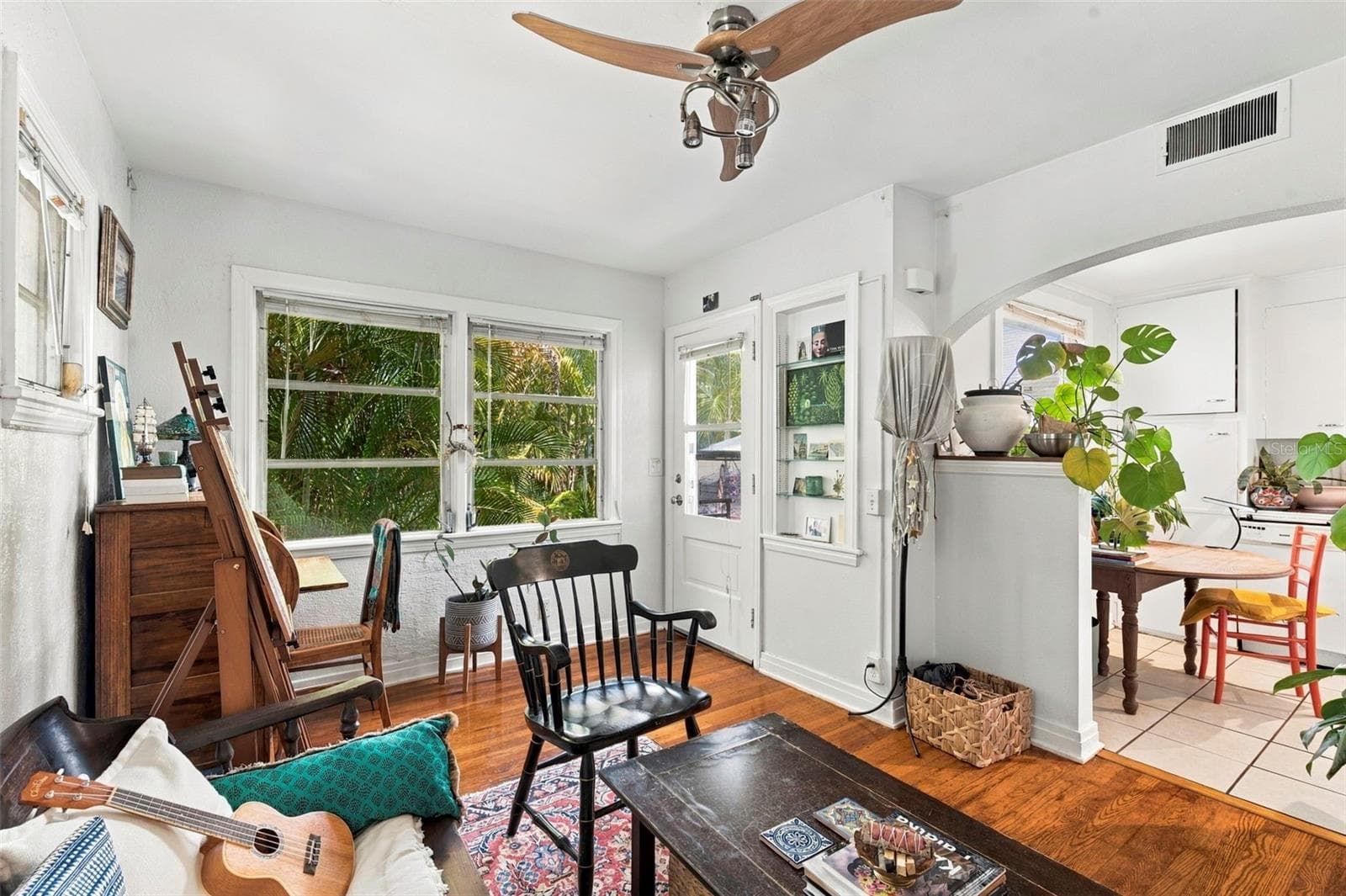 Triplex at 406 10TH AVE NE, ST PETERSBURG, photo 27 of 49