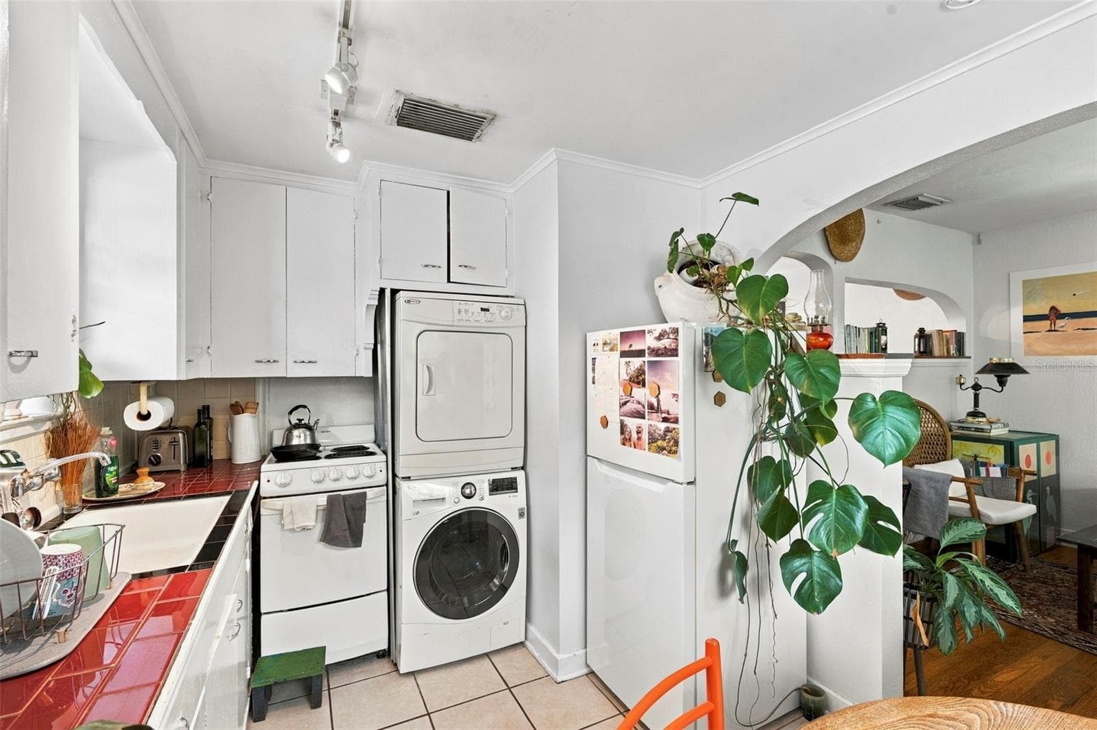 Triplex at 406 10TH AVE NE, ST PETERSBURG, photo 28 of 49