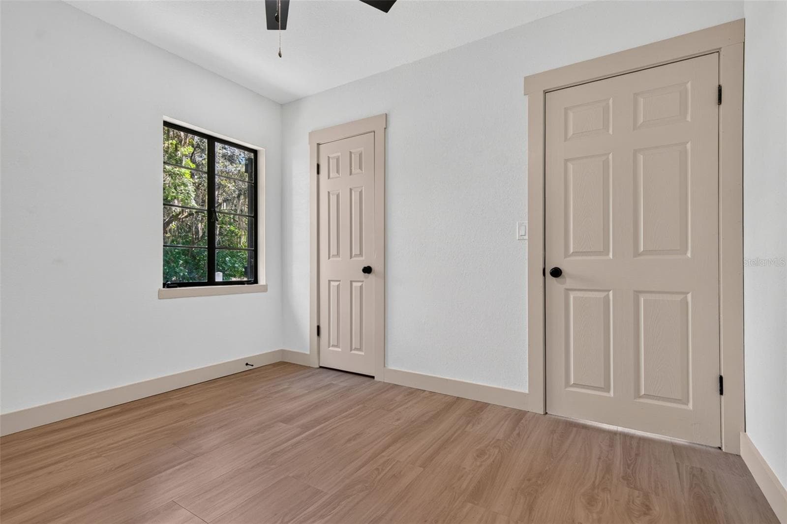 Single Family Residence at 209 S SAINT CLOUD AVE, VALRICO, photo 32 of 72