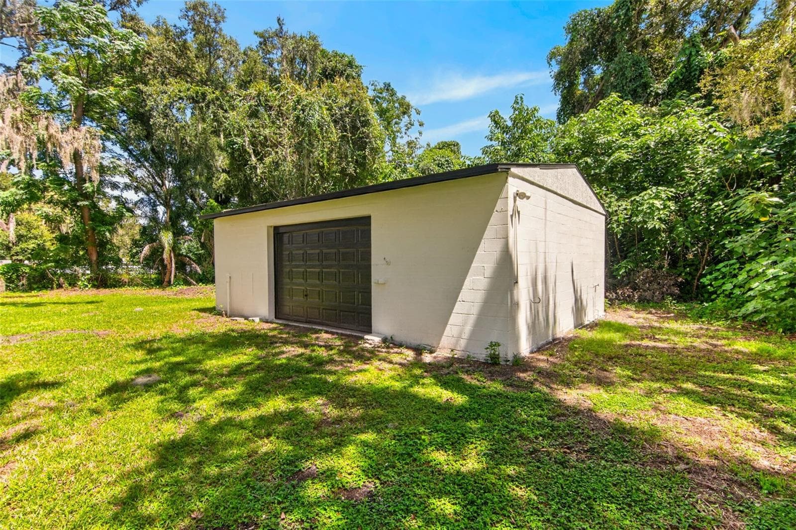 Single Family Residence at 209 S SAINT CLOUD AVE, VALRICO, photo 40 of 72