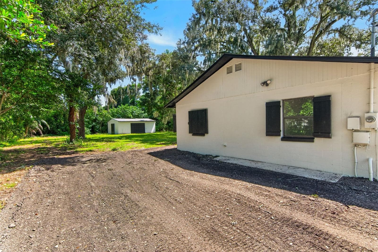 Single Family Residence at 209 S SAINT CLOUD AVE, VALRICO, photo 57 of 72