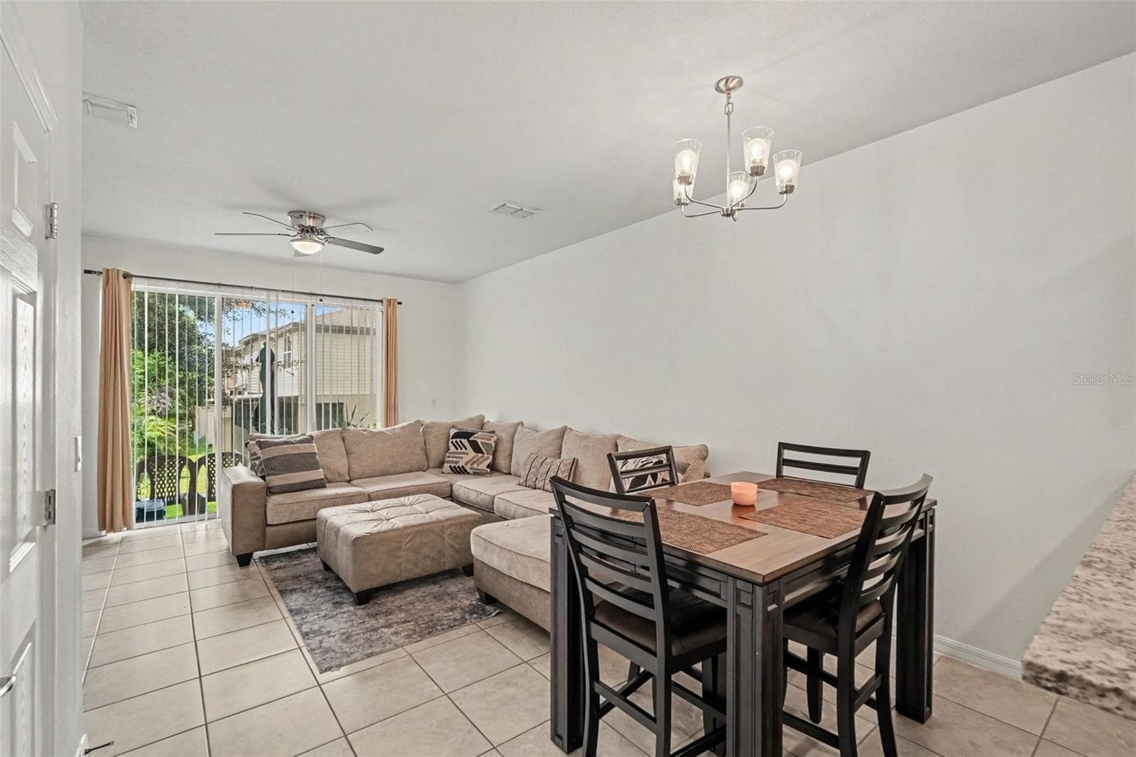 Townhouse at 5026 SYLVESTER LOOP, TAMPA, photo 14 of 38