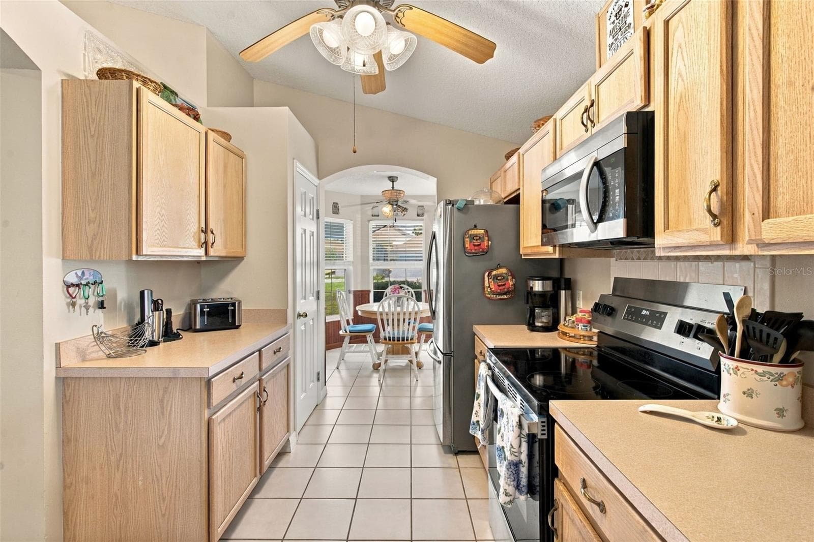 Single Family Residence at 1736 CHALLENGER AVE, DAVENPORT, photo 10 of 51