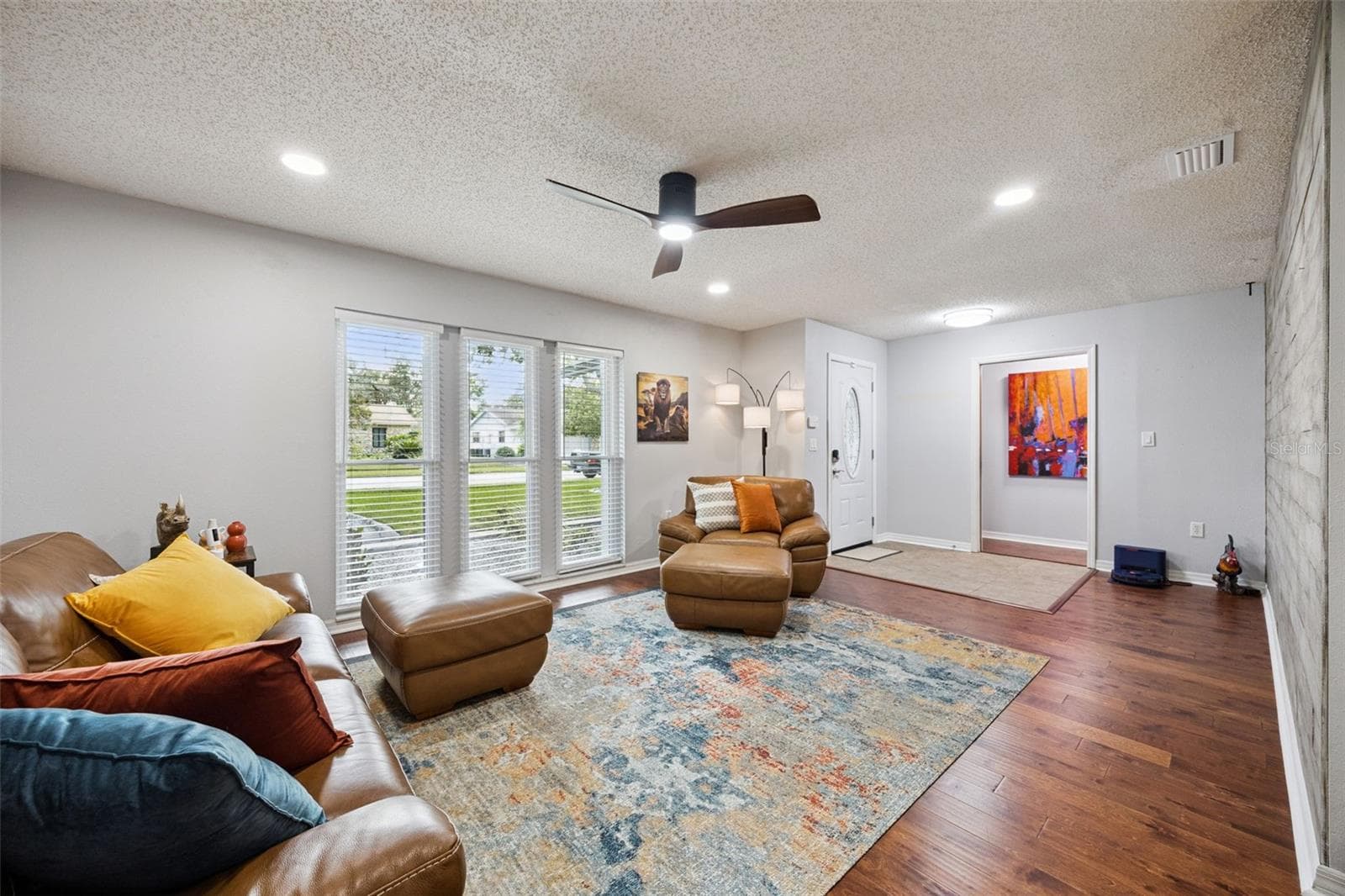 Single Family Residence at 207 HARROGATE PL, LONGWOOD, photo 8 of 35