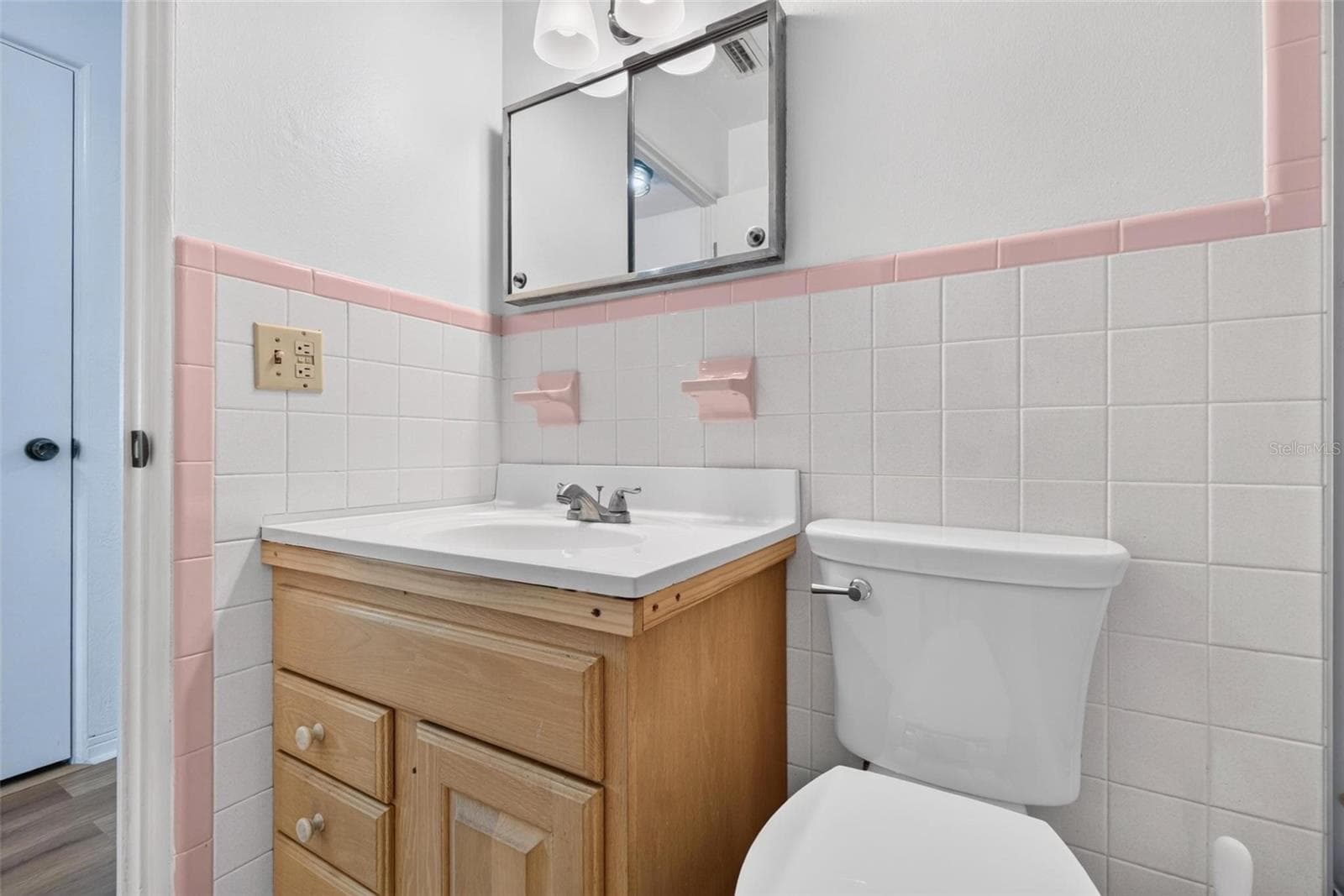 Single Family Residence at 508 2ND ST SW, LARGO, photo 14 of 25