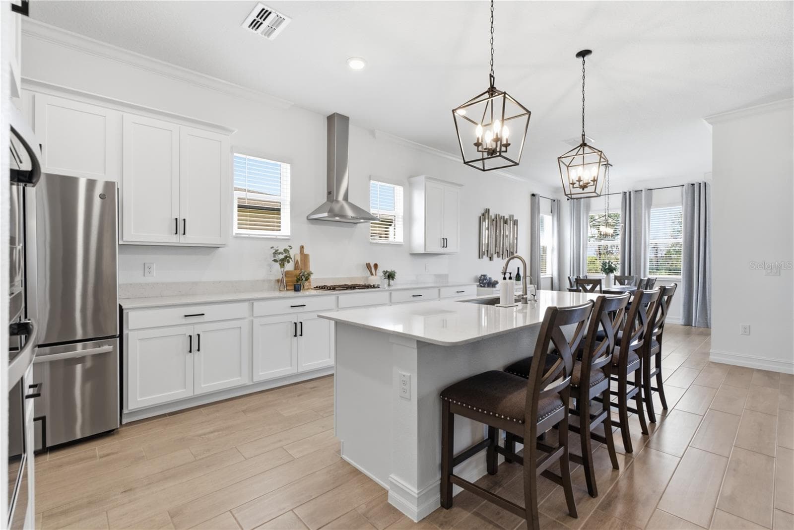 Kitchen - 8908 LITTLE BLUESTEM DR, LAND O LAKES