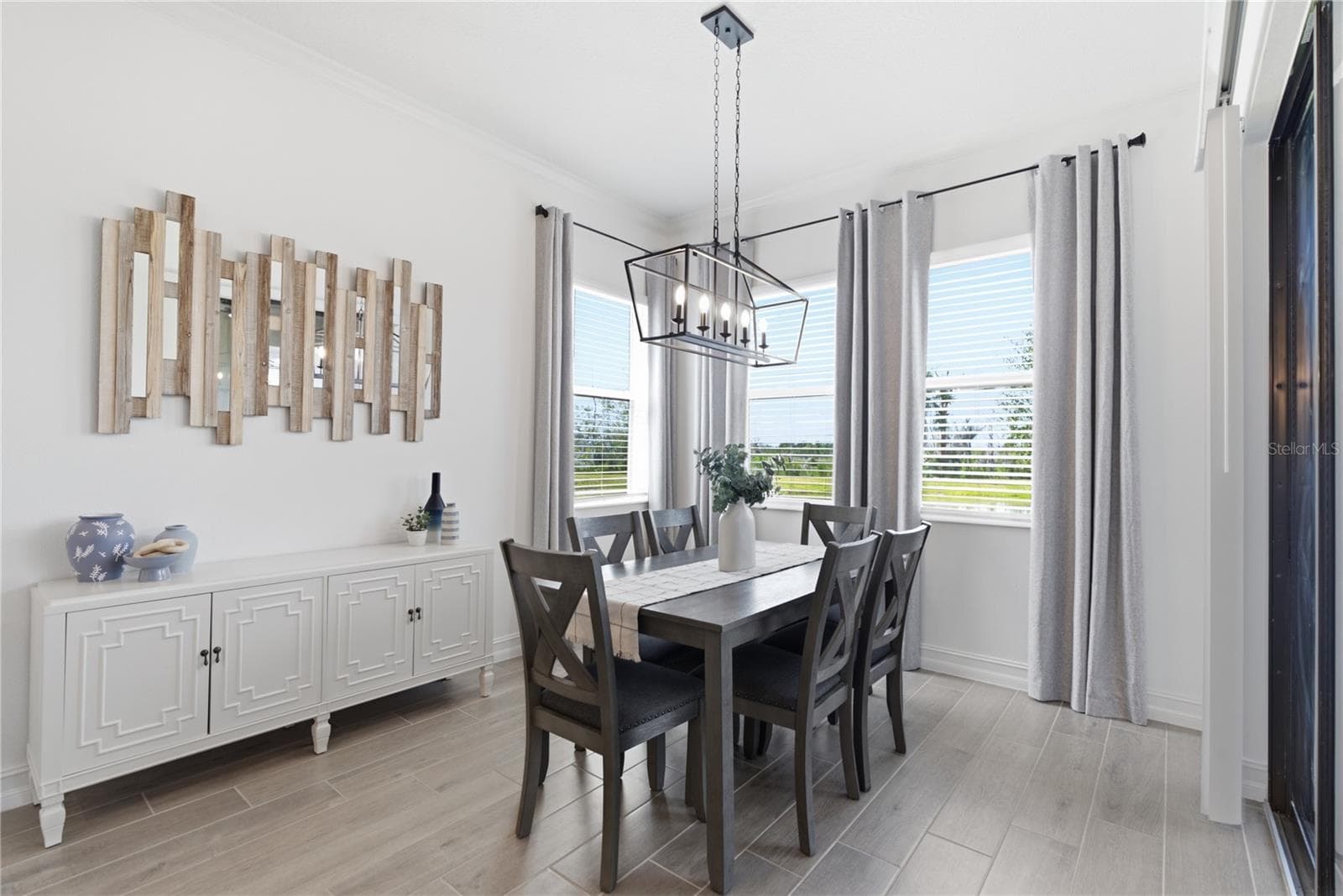 Dinette Area - 8908 LITTLE BLUESTEM DR, LAND O LAKES