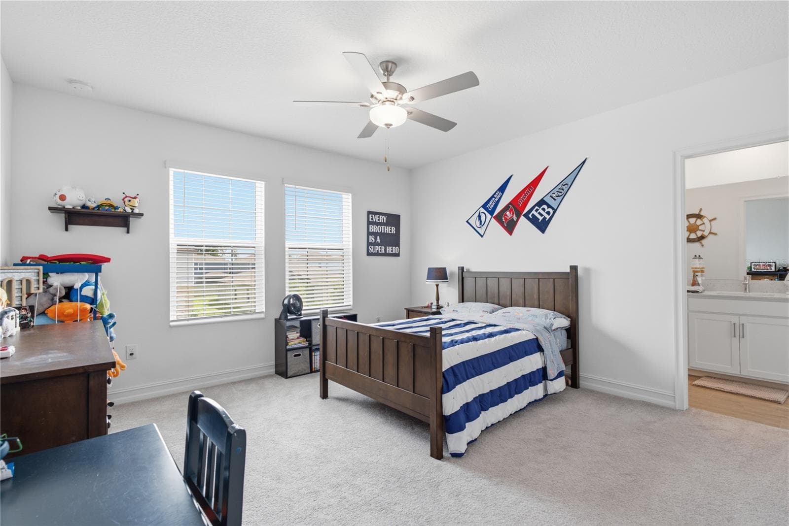 Single Family Residence at 8908 LITTLE BLUESTEM DR, LAND O LAKES, photo 37 of 59