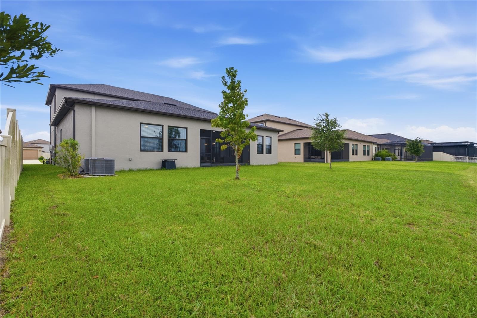 Single Family Residence at 8908 LITTLE BLUESTEM DR, LAND O LAKES, photo 42 of 59