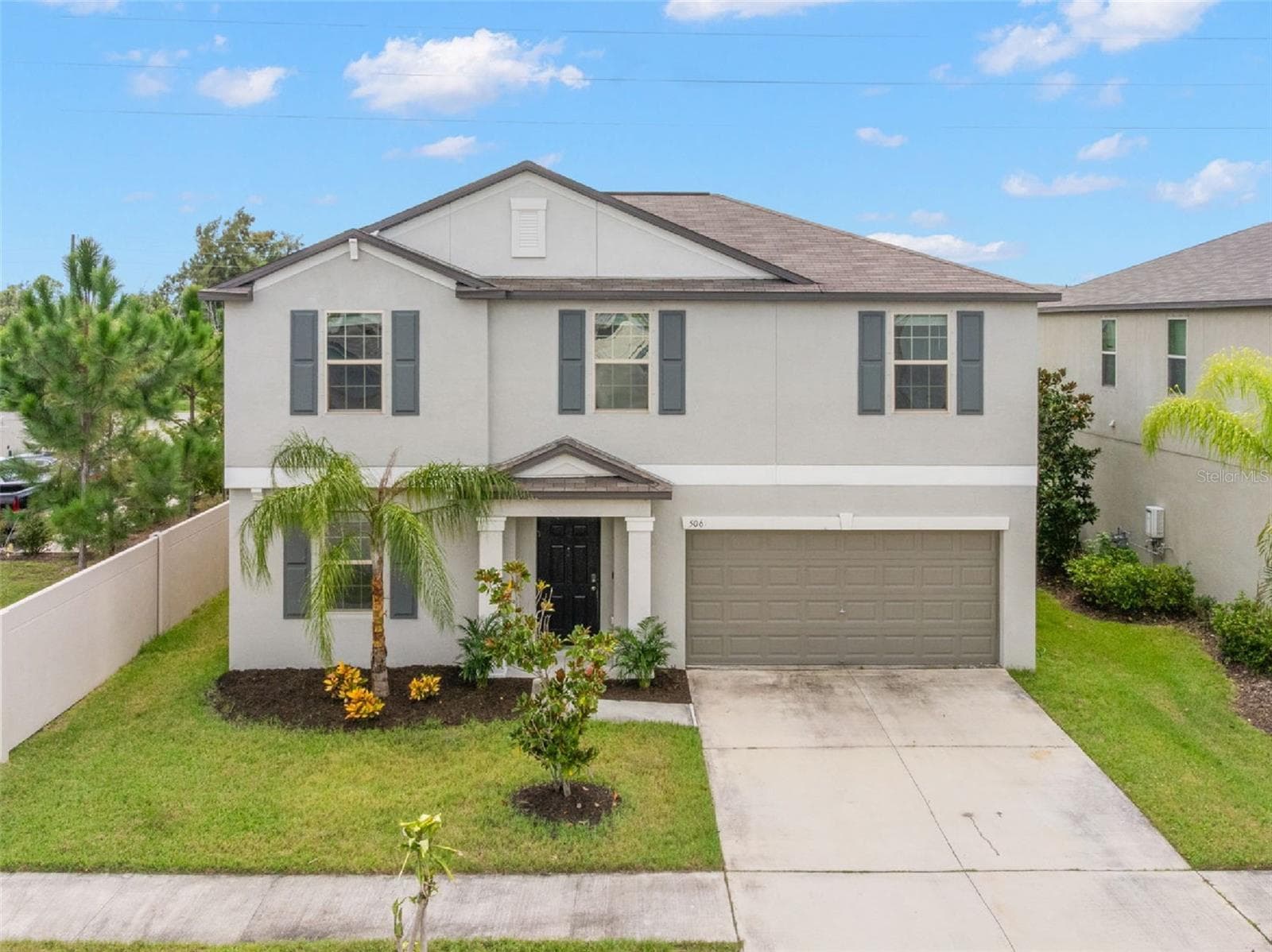 5061 WHITE CHICORY DR