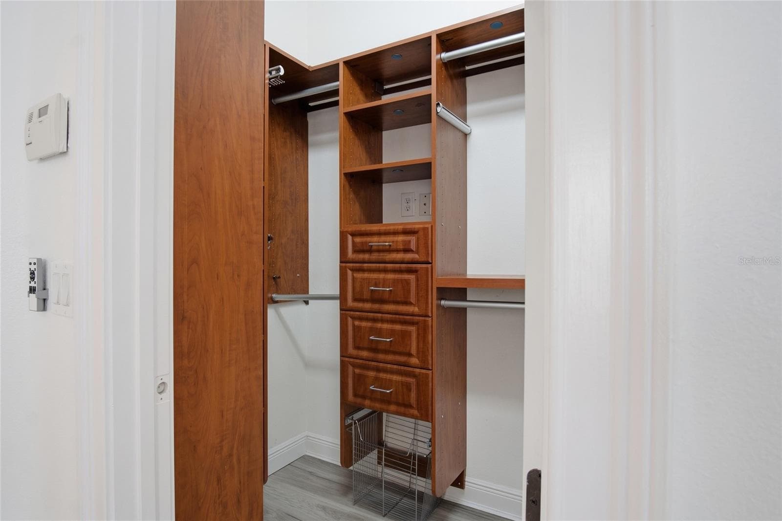 Triplex at 1579 LAKE BALDWIN LN, ORLANDO, photo 19 of 82