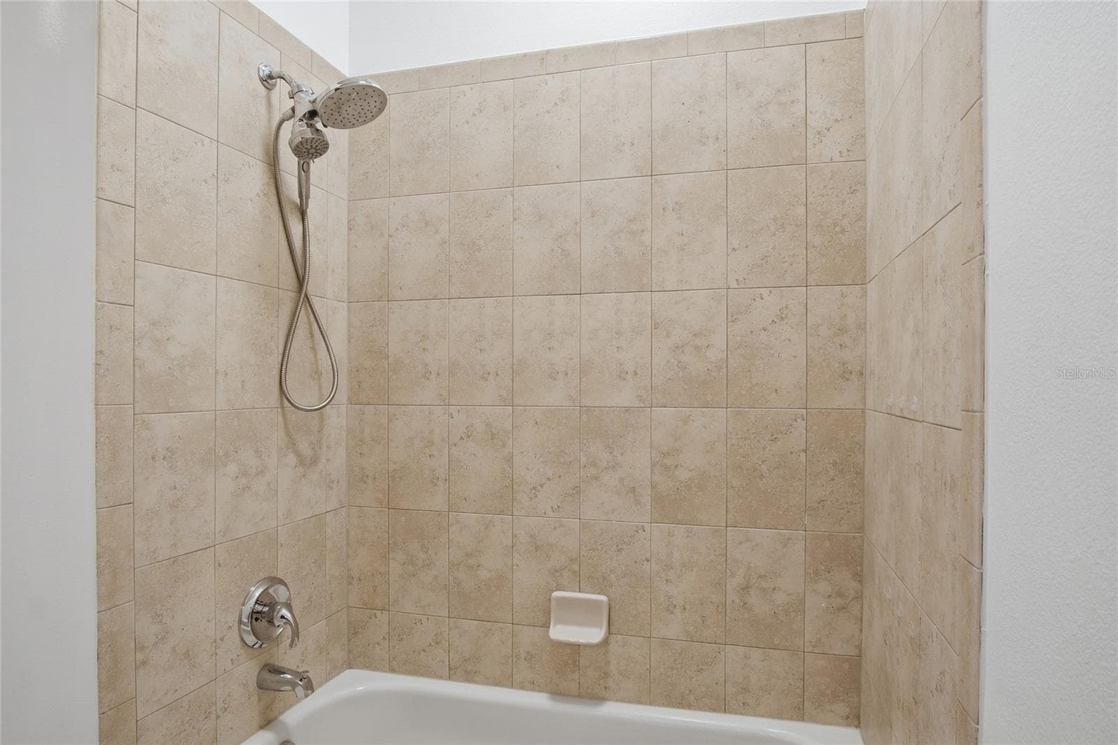 Triplex at 1579 LAKE BALDWIN LN, ORLANDO, photo 28 of 82