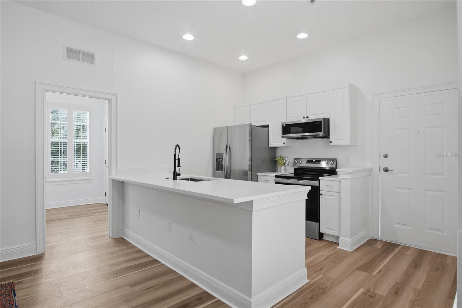 Triplex at 1579 LAKE BALDWIN LN, ORLANDO, photo 41 of 82