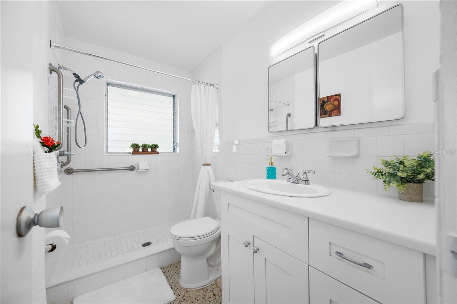 Primary Bathroom - 11450 80TH AVE, SEMINOLE
