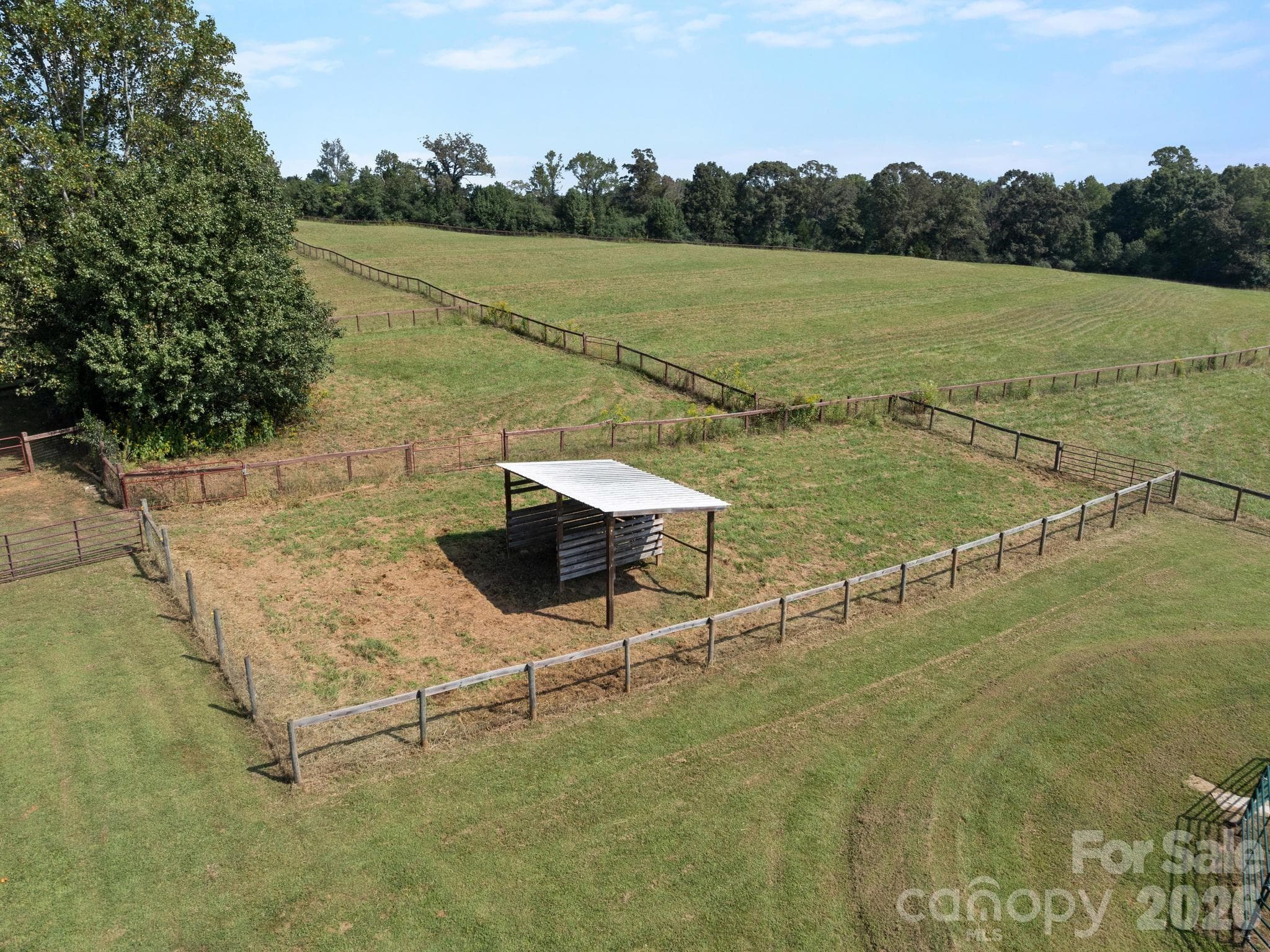 Run-in shed - 157 J A Hampton Road, Rutherfordton