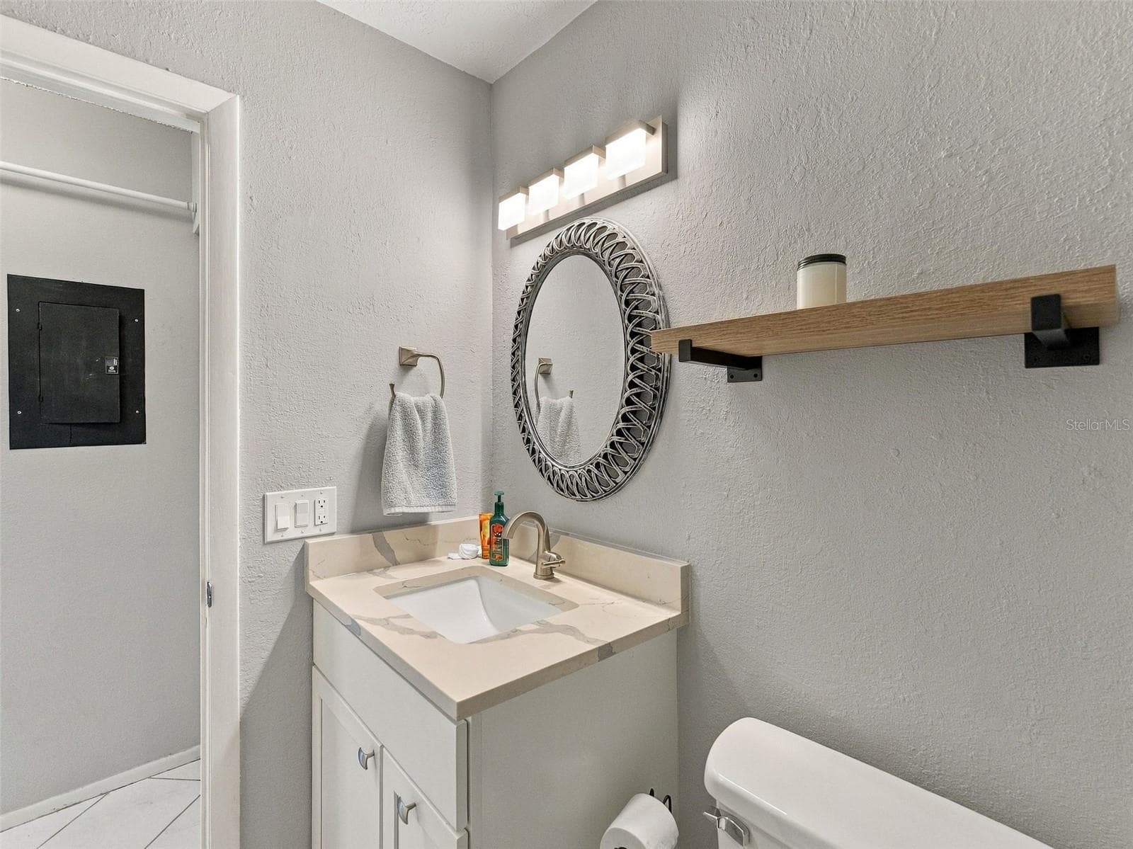 Second Bath - 3827 TROPHY BLVD, NEW PORT RICHEY