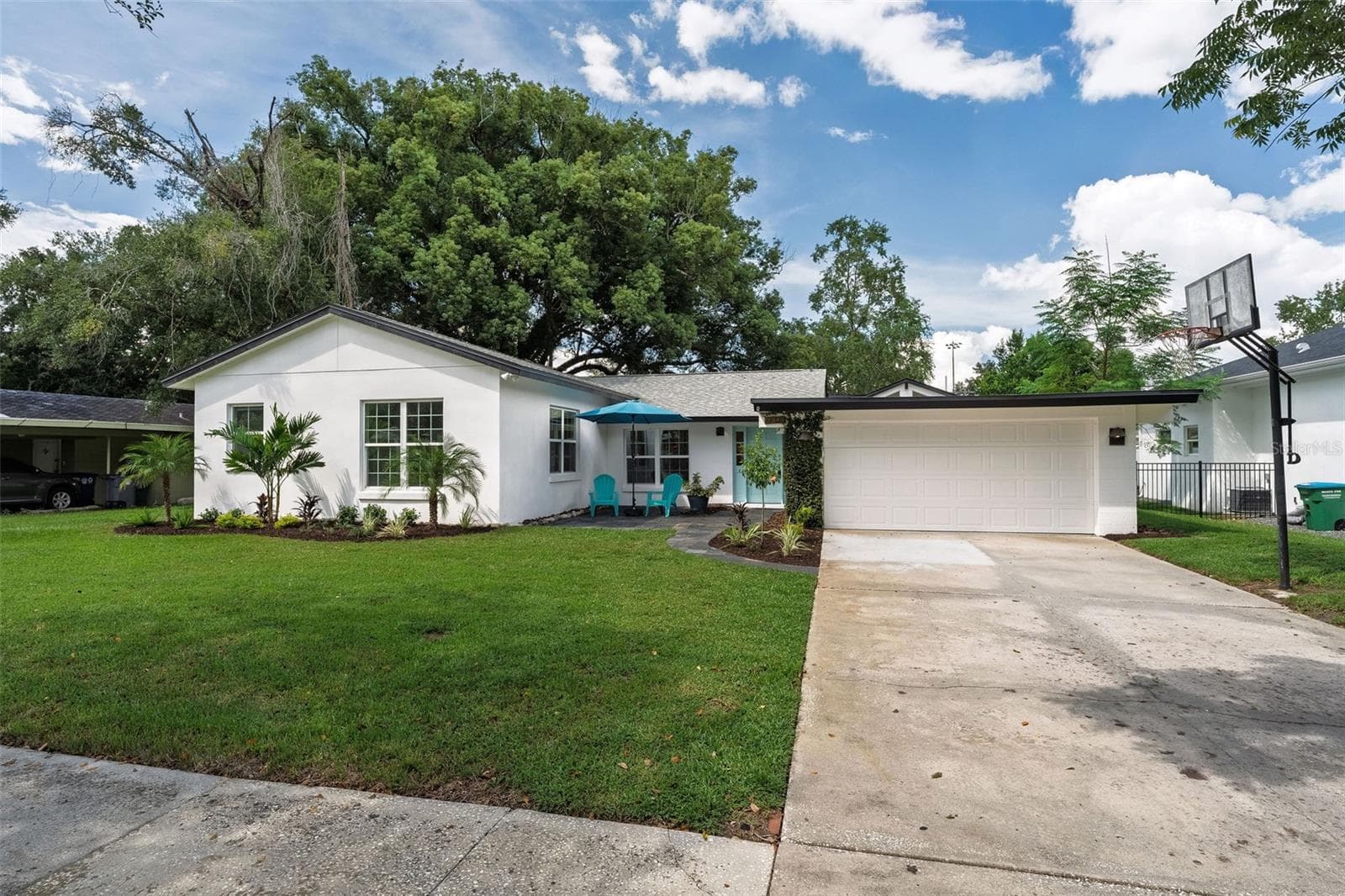 2345 BROOKSHIRE AVE