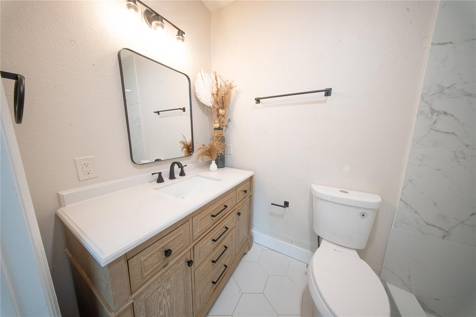 Single Family Residence at 922 E IDA ST, TAMPA, photo 22 of 38