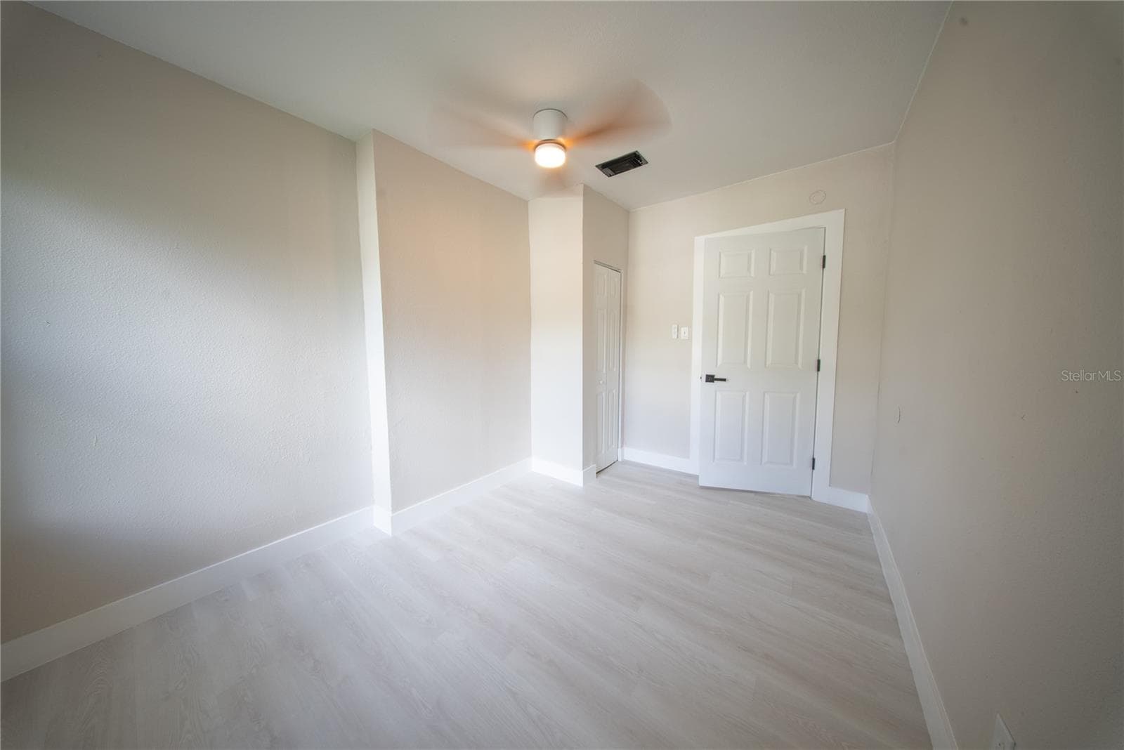 Single Family Residence at 922 E IDA ST, TAMPA, photo 26 of 38