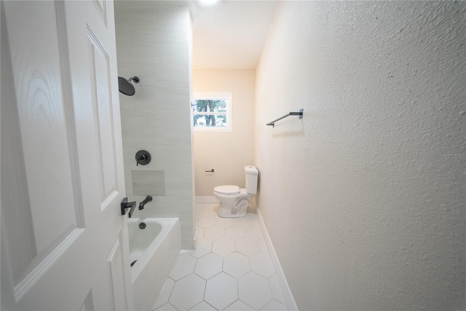 Single Family Residence at 922 E IDA ST, TAMPA, photo 27 of 38