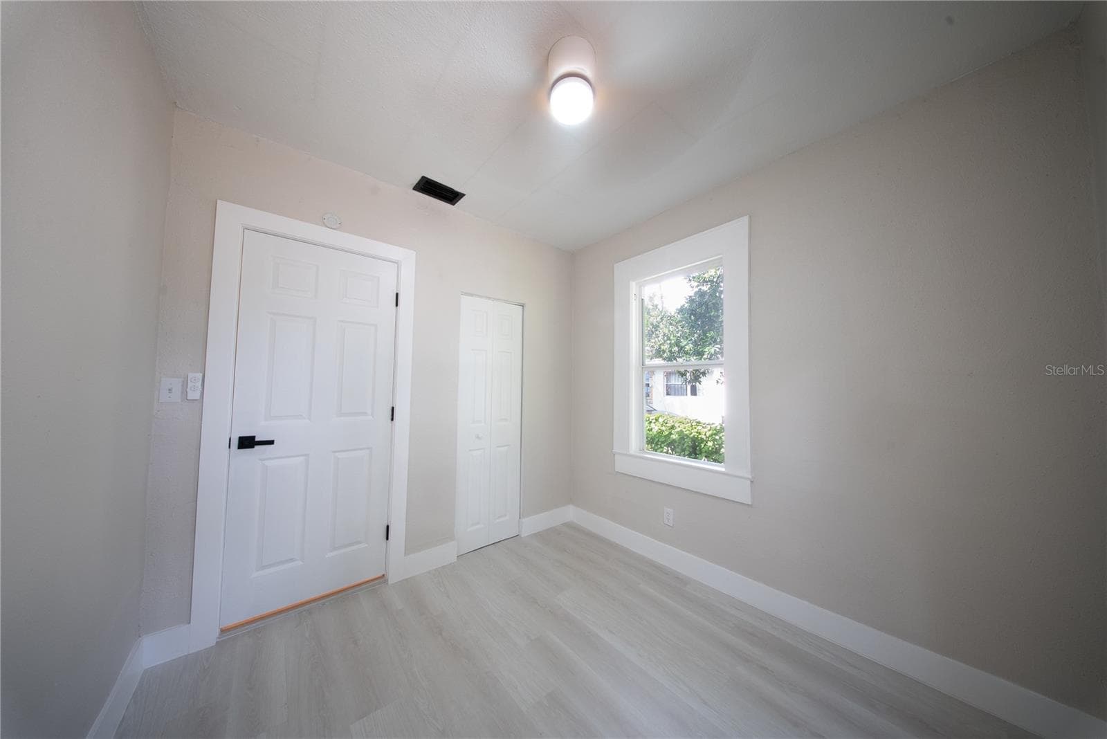 Single Family Residence at 922 E IDA ST, TAMPA, photo 32 of 38