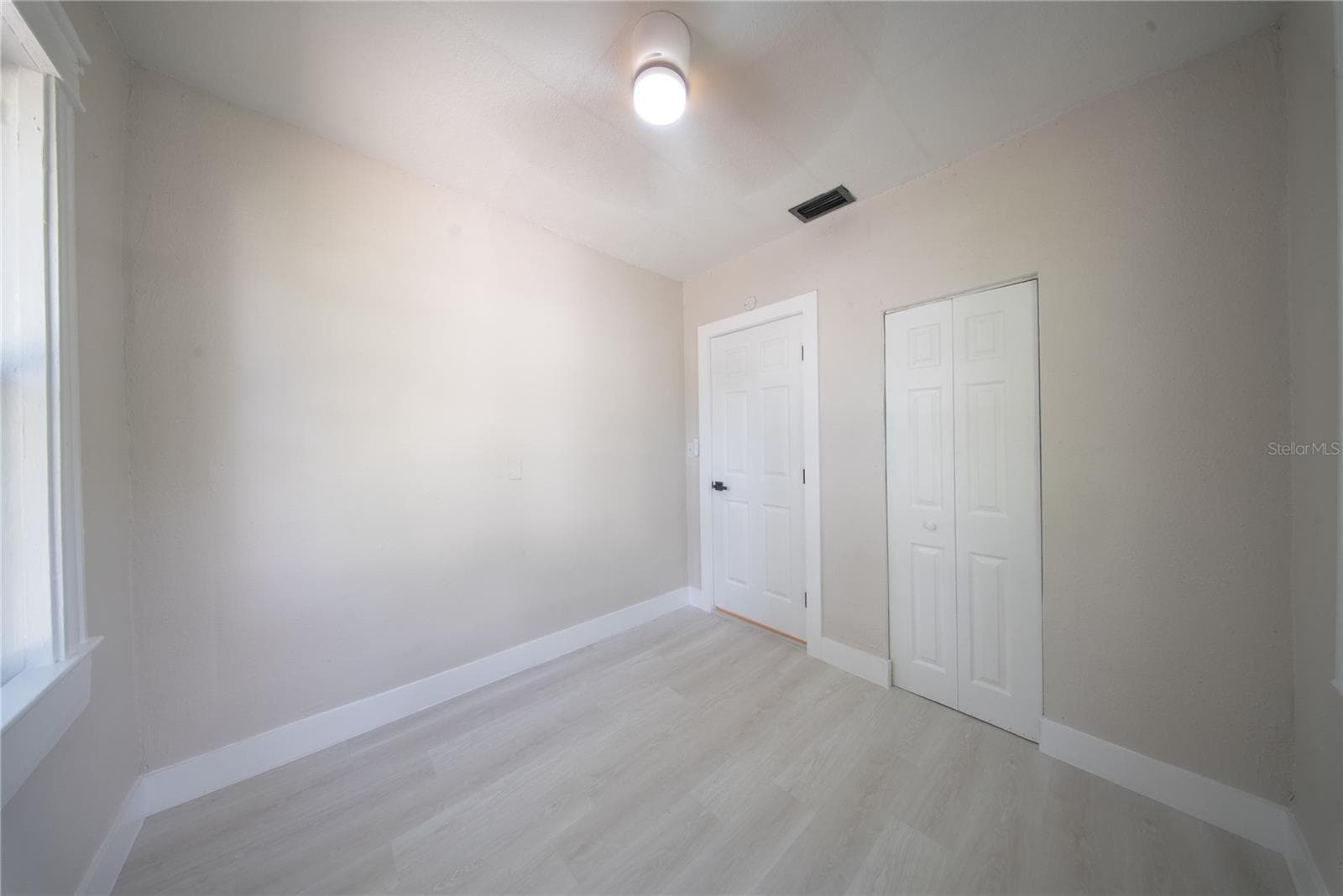 Single Family Residence at 922 E IDA ST, TAMPA, photo 33 of 38
