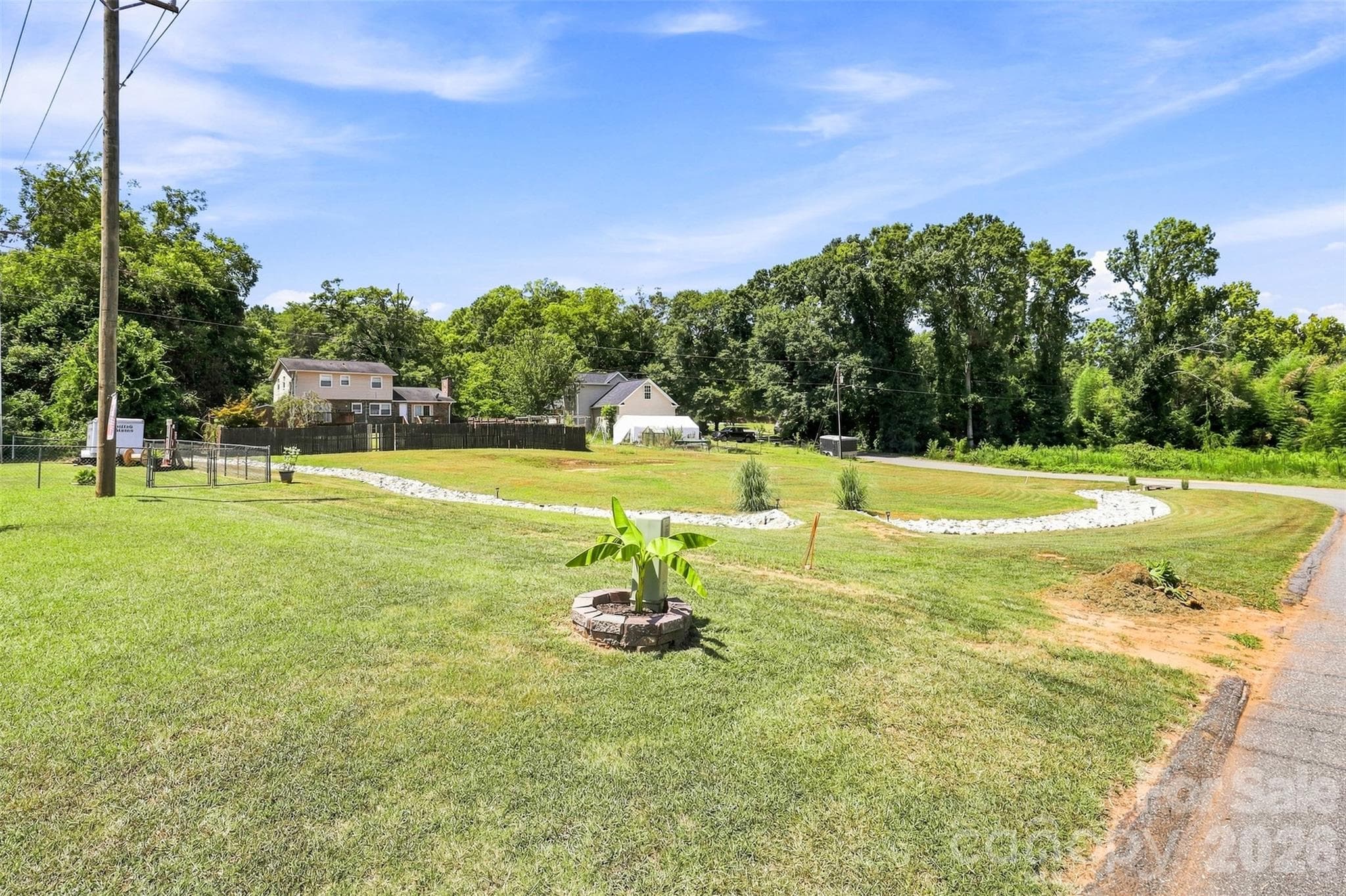 Single Family Residence at 1009 Willow Run Road, Anderson, photo 37 of 46
