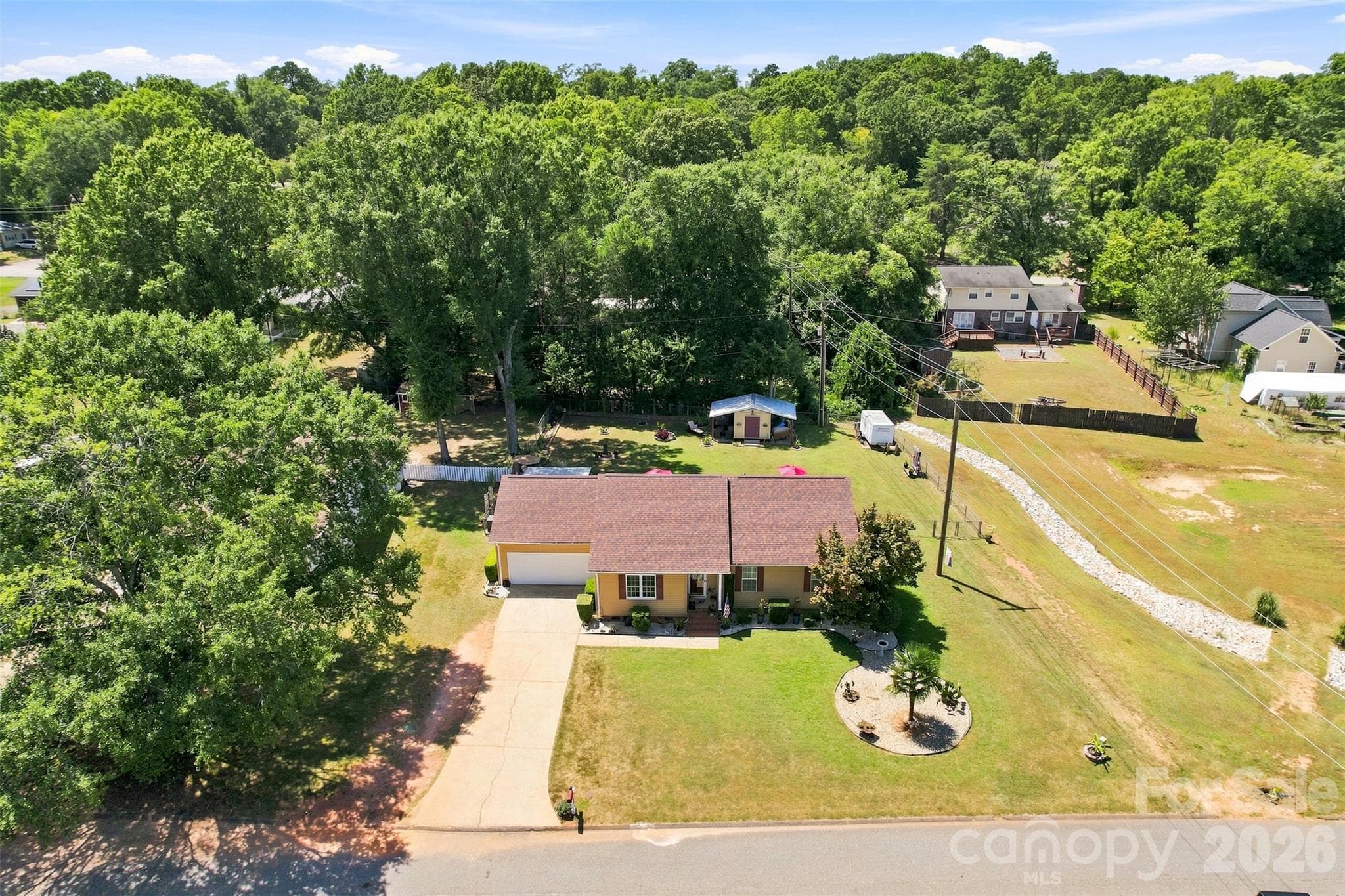 Single Family Residence at 1009 Willow Run Road, Anderson, photo 38 of 46