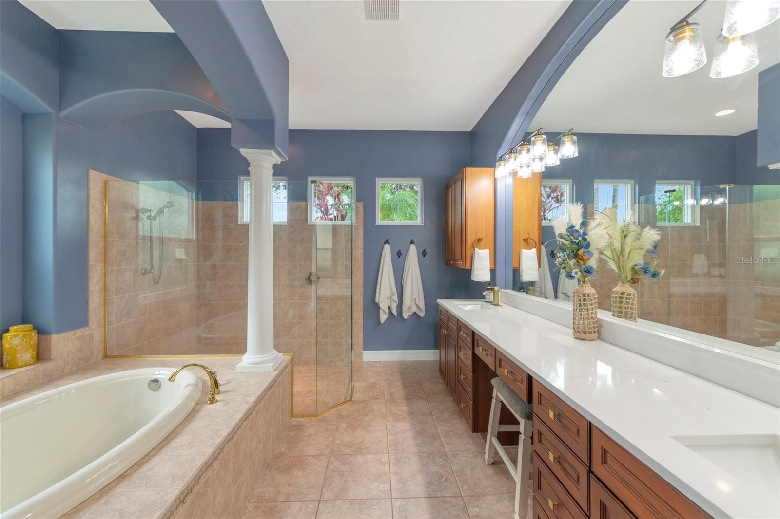 Single Family Residence at 817 MARITIME CT, BRADENTON, photo 25 of 100