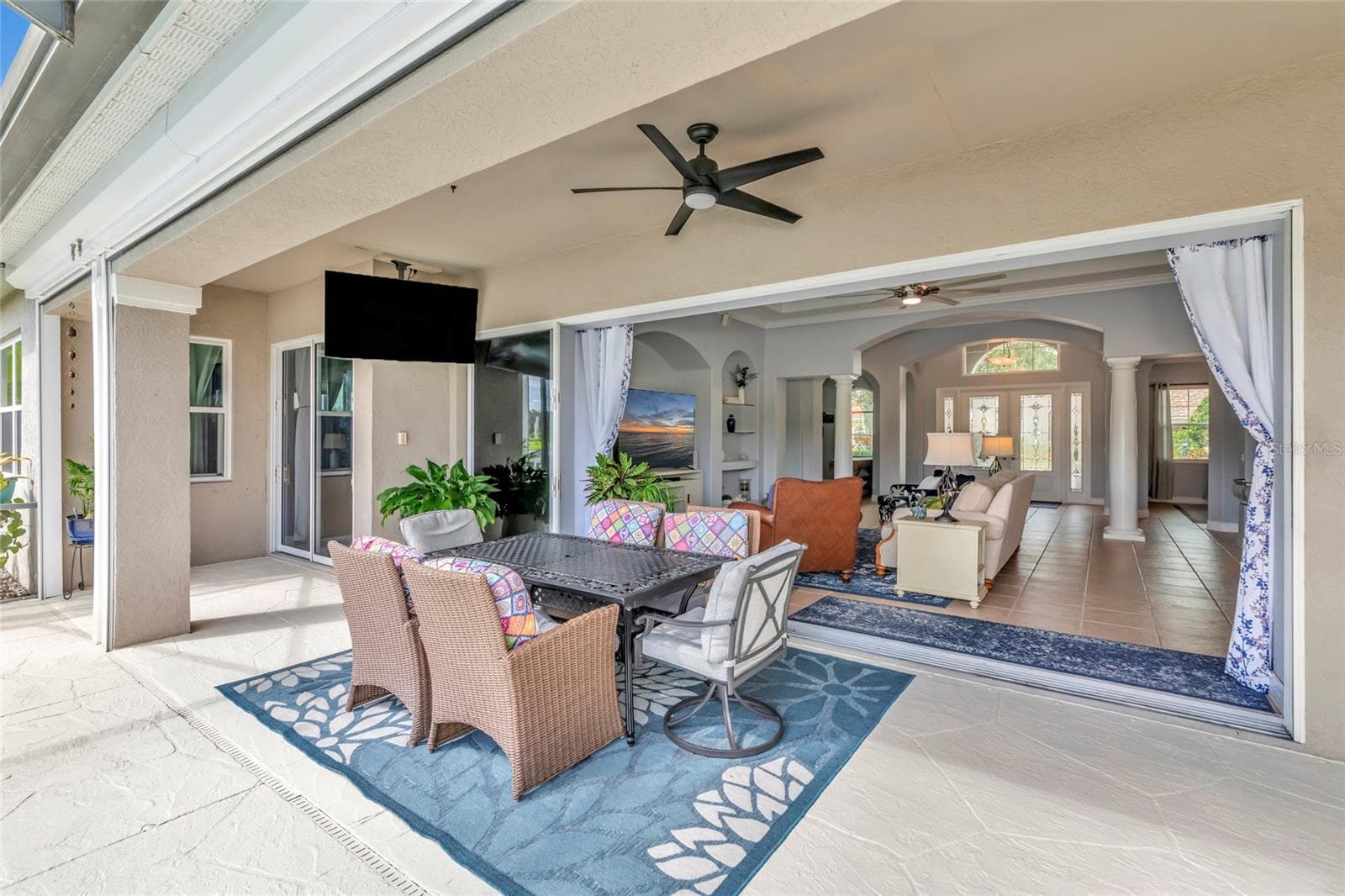 Roll down shutter - 817 MARITIME CT, BRADENTON