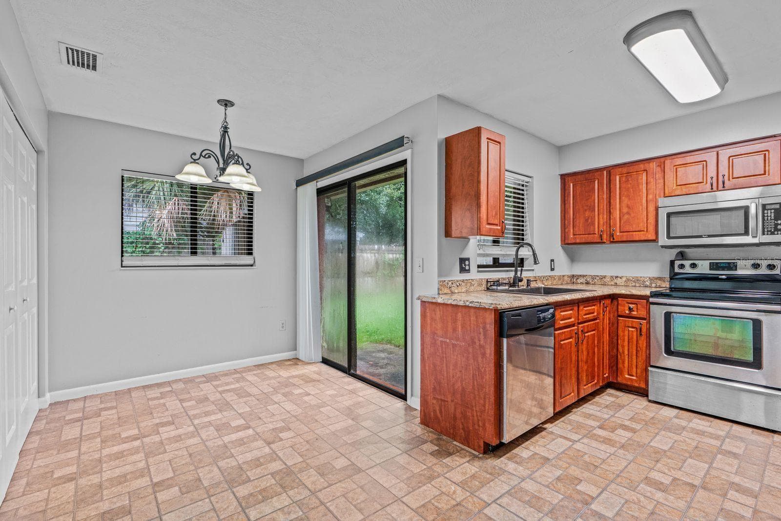 Single Family Residence at 54 WHITE HALL DR, PALM COAST, photo 7 of 43