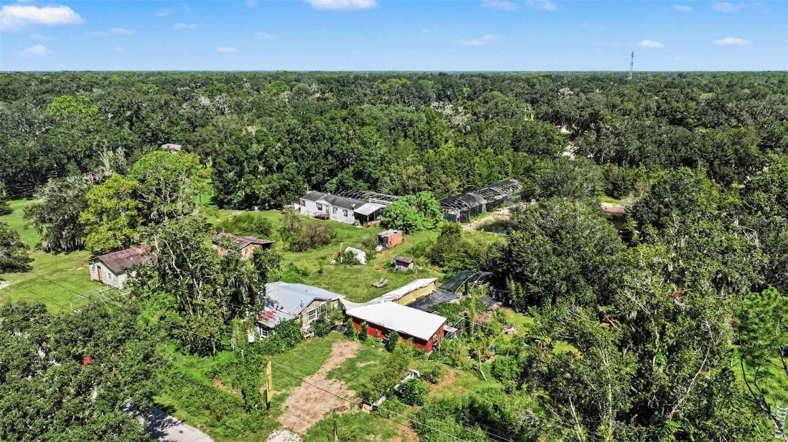 Single Family Residence at 1329 W OAK DR, LAKELAND, photo 16 of 18