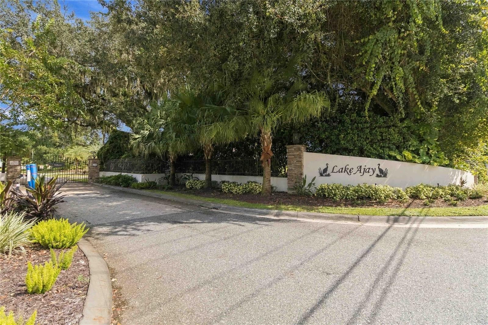 Community Entrance - 3180 WHISPER WIND DR, ST CLOUD
