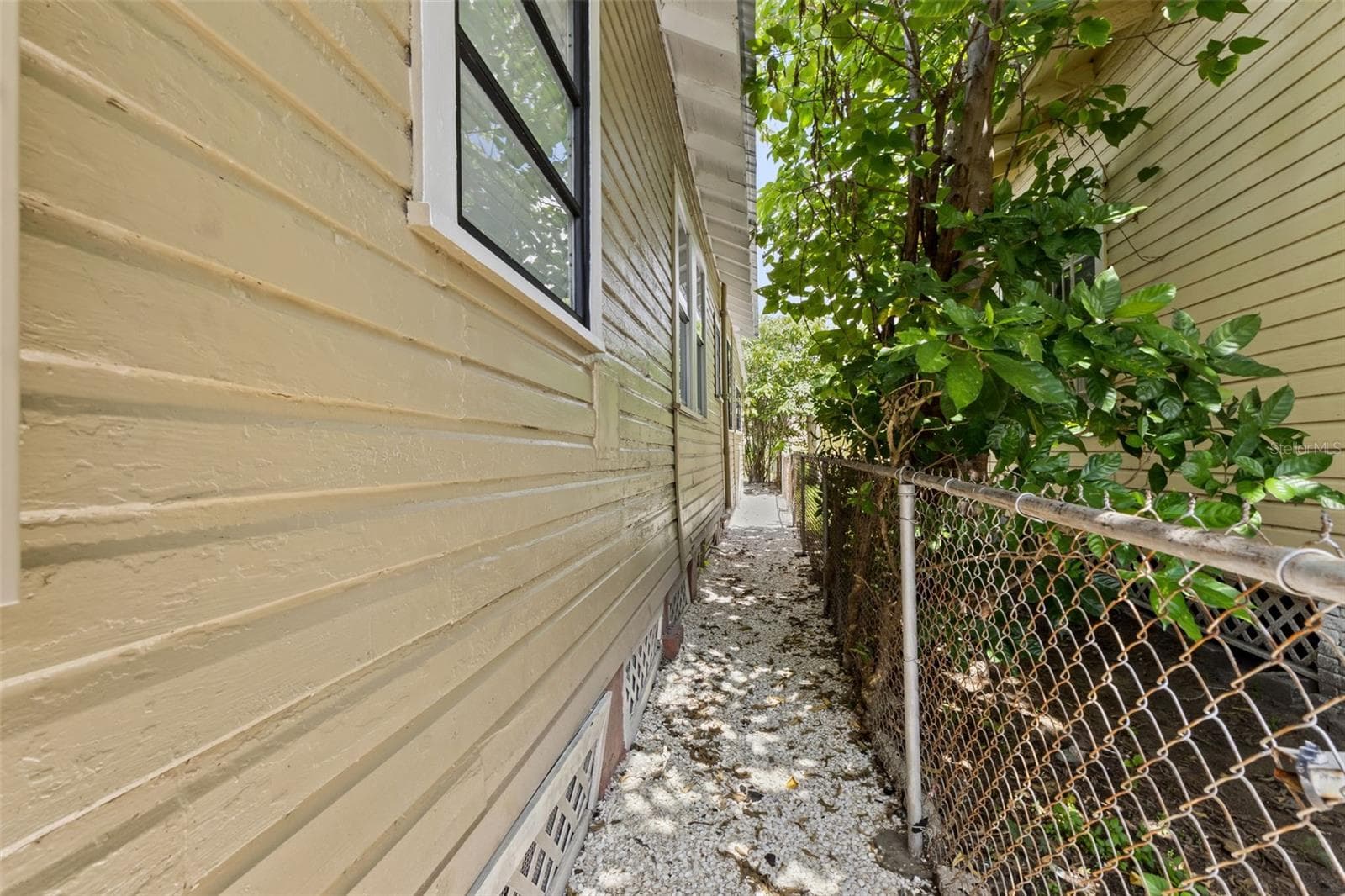 Single Family Residence at 1310 E 15TH AVE, TAMPA, photo 40 of 56