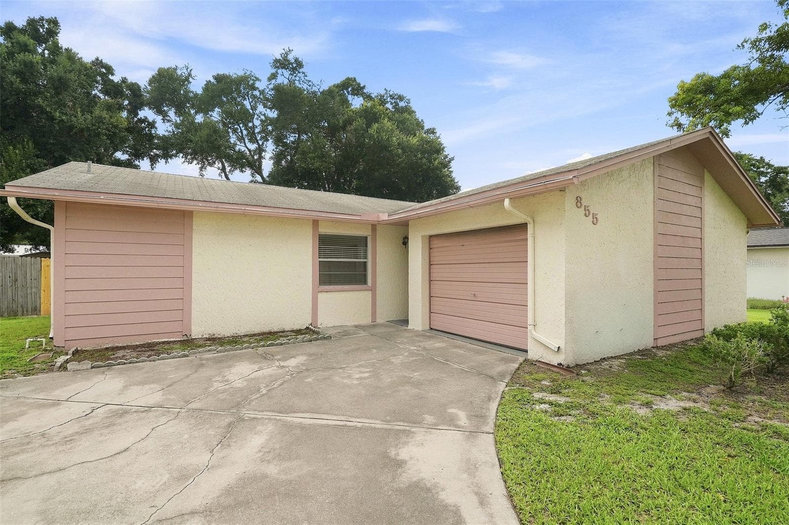 Single Family Residence at 855 KILLEARN BLVD, WINTER HAVEN, photo 14 of 20